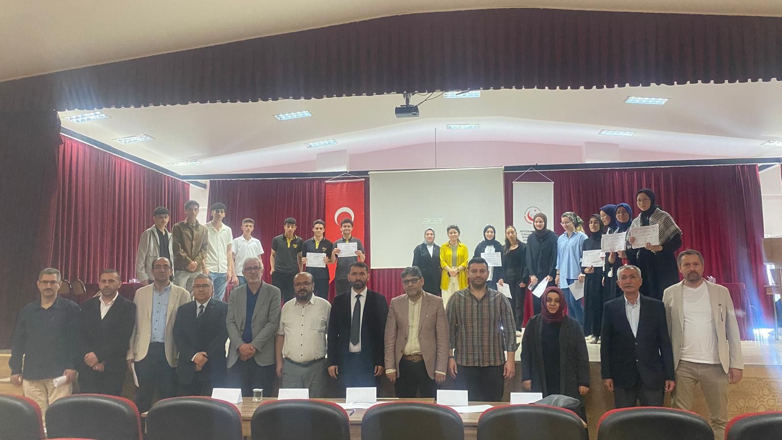 12. Arapça Bi̇lgi̇ Ve Etki̇nli̇k Yarişmasi Gerçekleşti̇