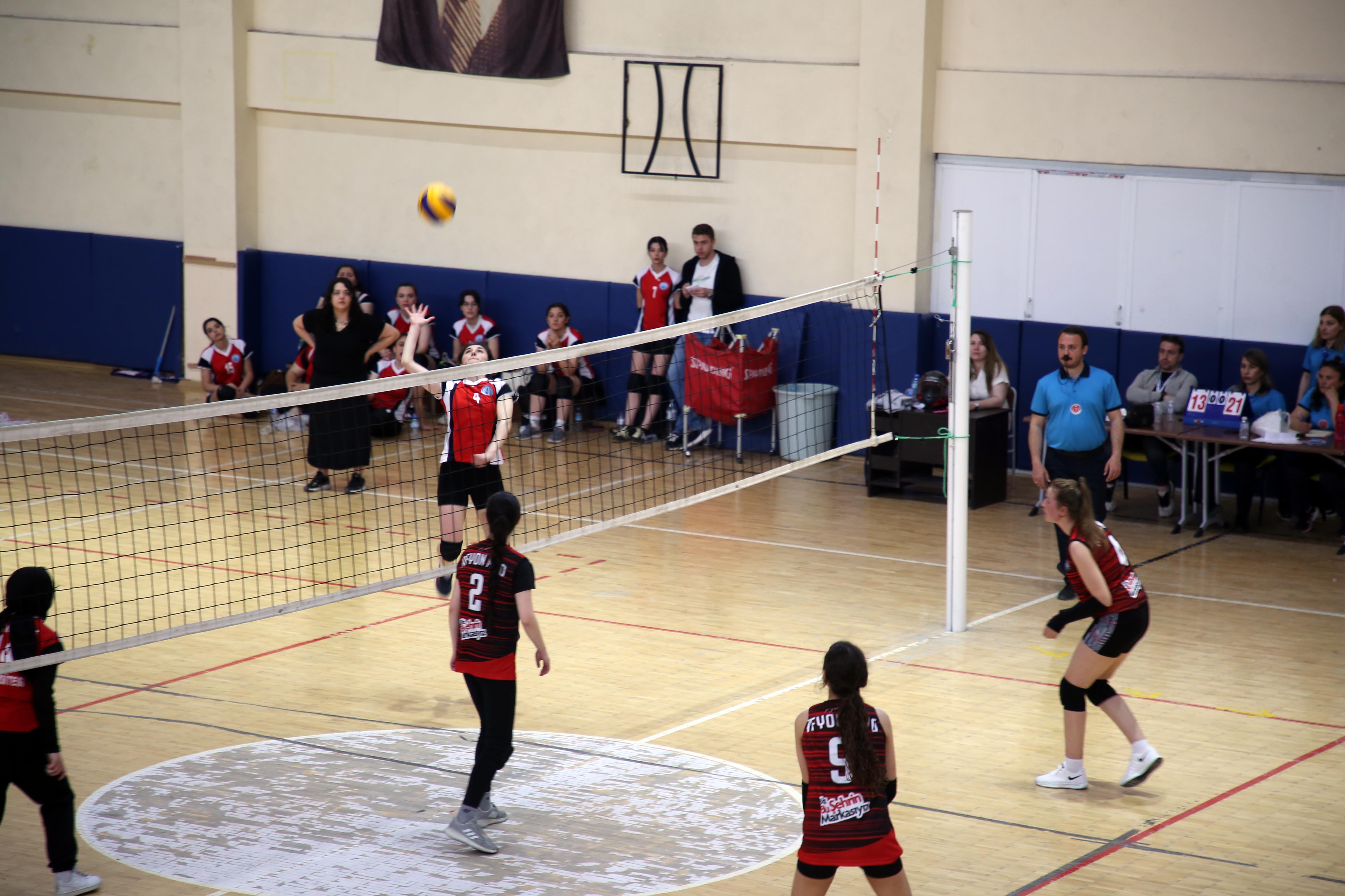 2024 2025 Akü Spor Oyunlari Şampi̇yonlari Belli̇ Oldu9