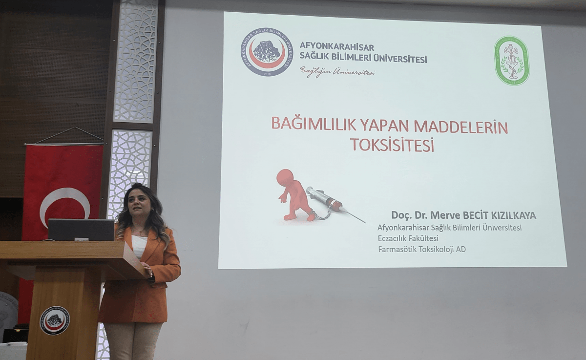 Afsü’de Bağimlilikla Mücadele İçi̇n Akademi̇k Semi̇ner Düzenlendi̇5