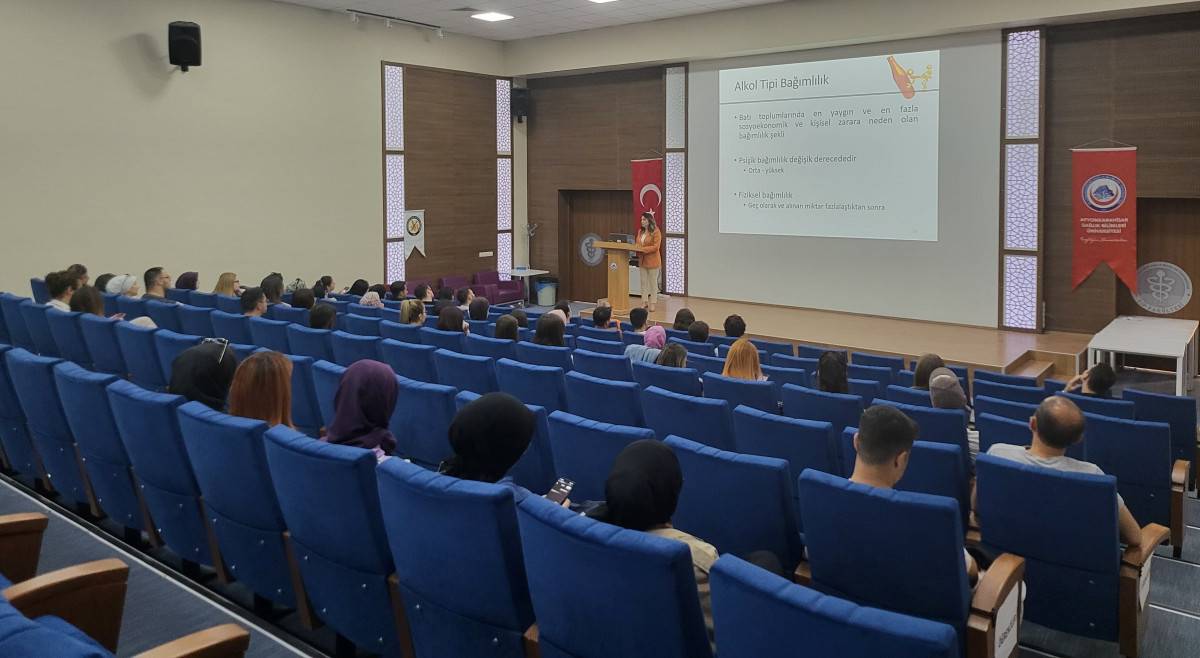 Afsü’de Bağimlilikla Mücadele İçi̇n Akademi̇k Semi̇ner Düzenlendi̇8