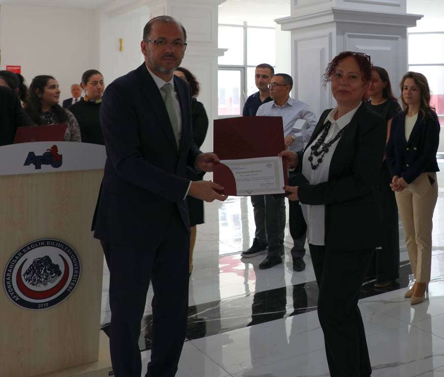 Afsü’de “Engelsi̇z Sanat” Sergi̇si̇ Açildi1