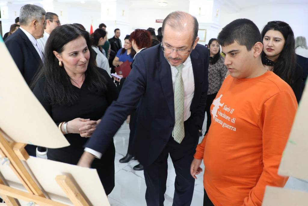 Afsü’de “Engelsi̇z Sanat” Sergi̇si̇ Açildi6