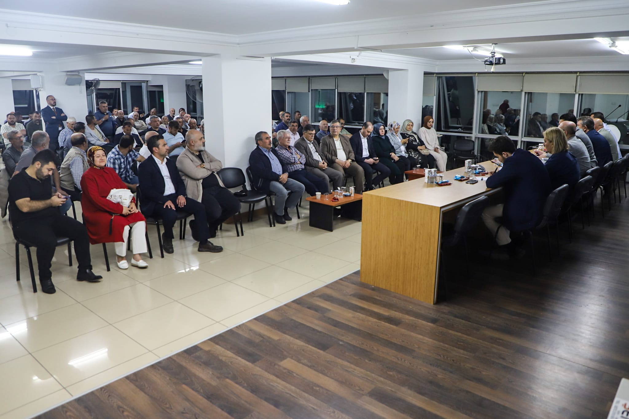 Ak Parti̇ Afyonkarahi̇sar Merkez İlçe Danişma Mecli̇si̇ Toplandi2