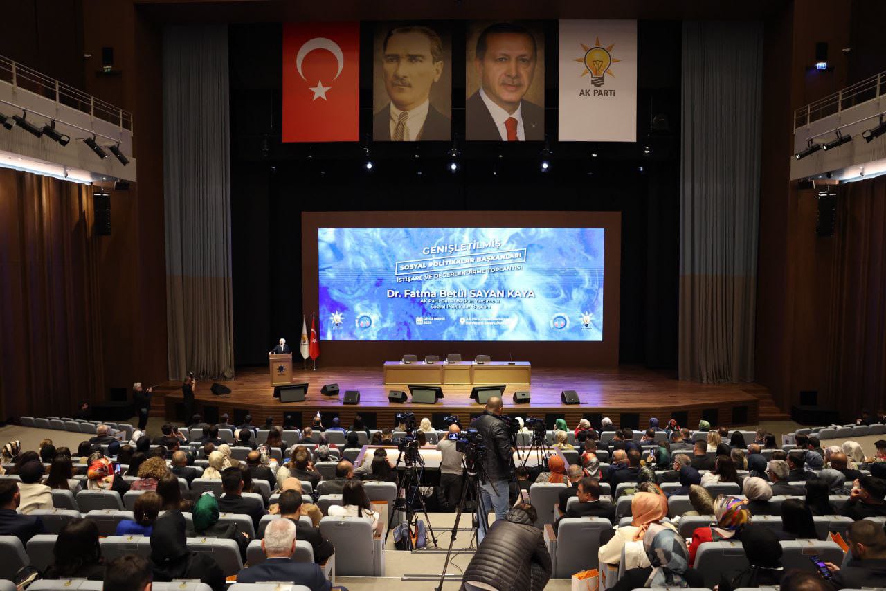 Ak Parti̇ Afyonkarahi̇sar Teşki̇lati, Hangi̇ Toplantiya Katildi2