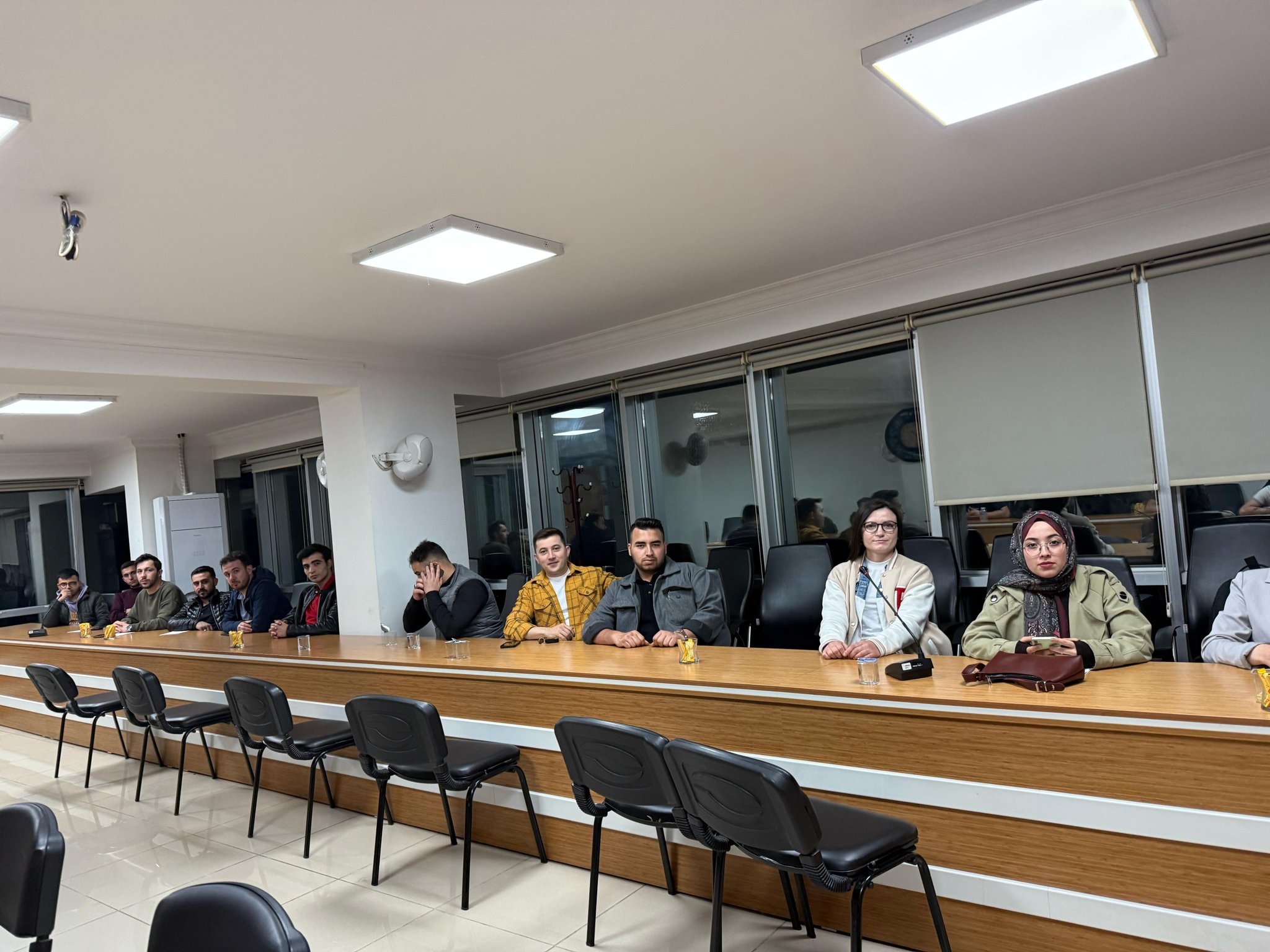 Ak Parti̇ Gençli̇k Kollari, Toplantida Ne Konuştur2
