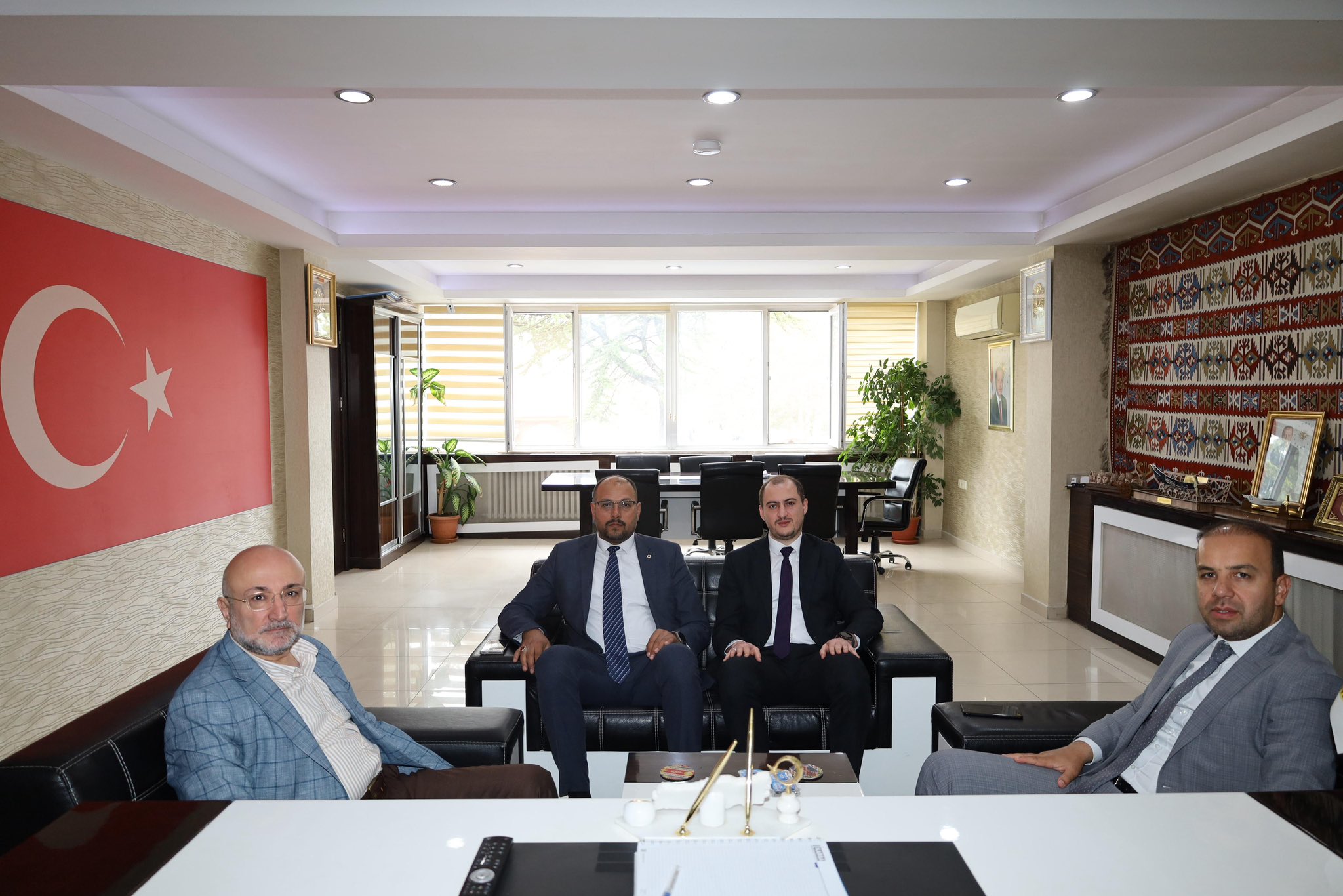 Ak Parti̇ Heyeti̇ Bayat’i Zi̇yaret Etti̇!