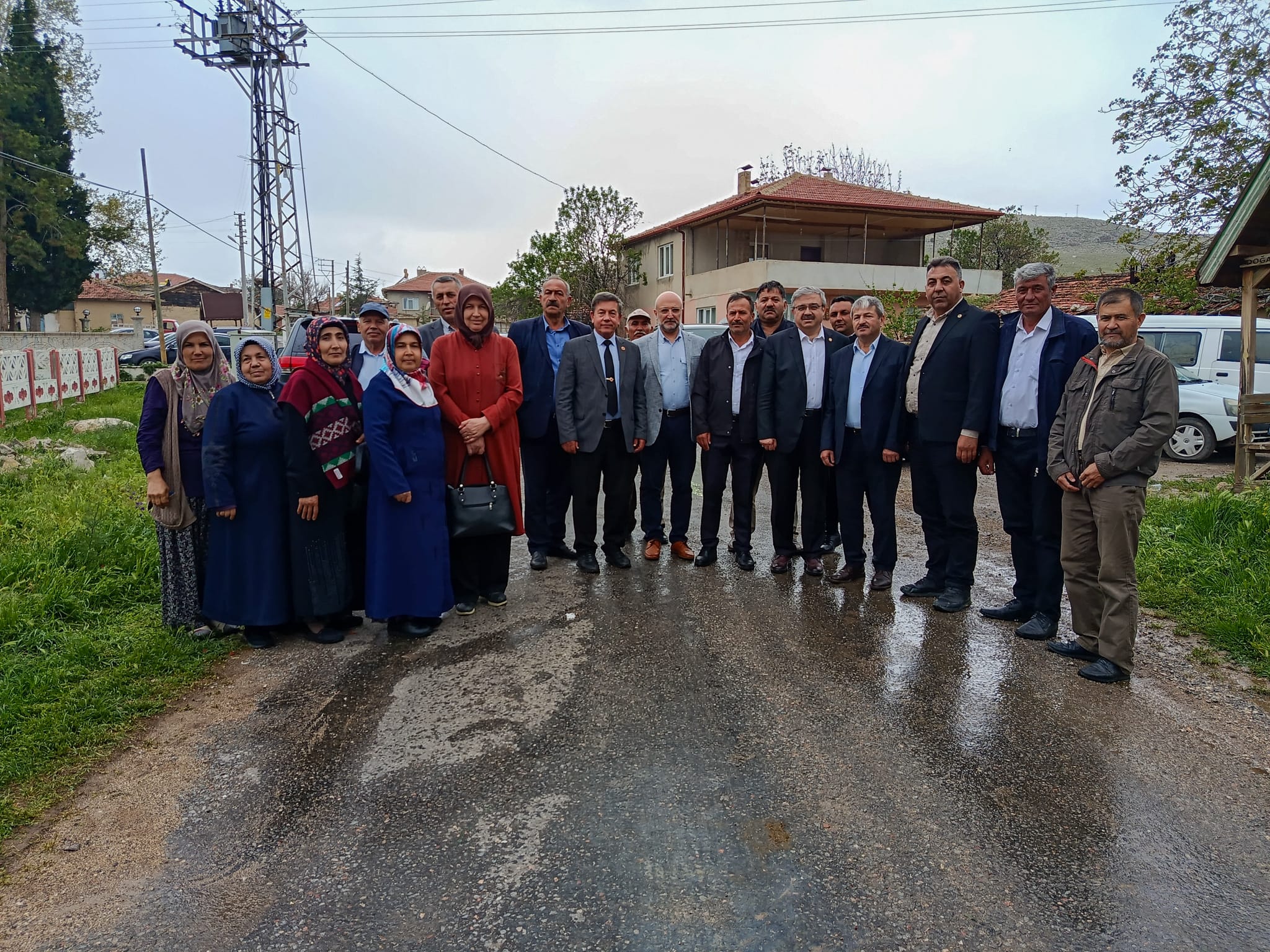 Ak Parti̇ Heyeti̇, Köylerdeki̇ Hidirellez Şenli̇kleri̇ne Katildi7