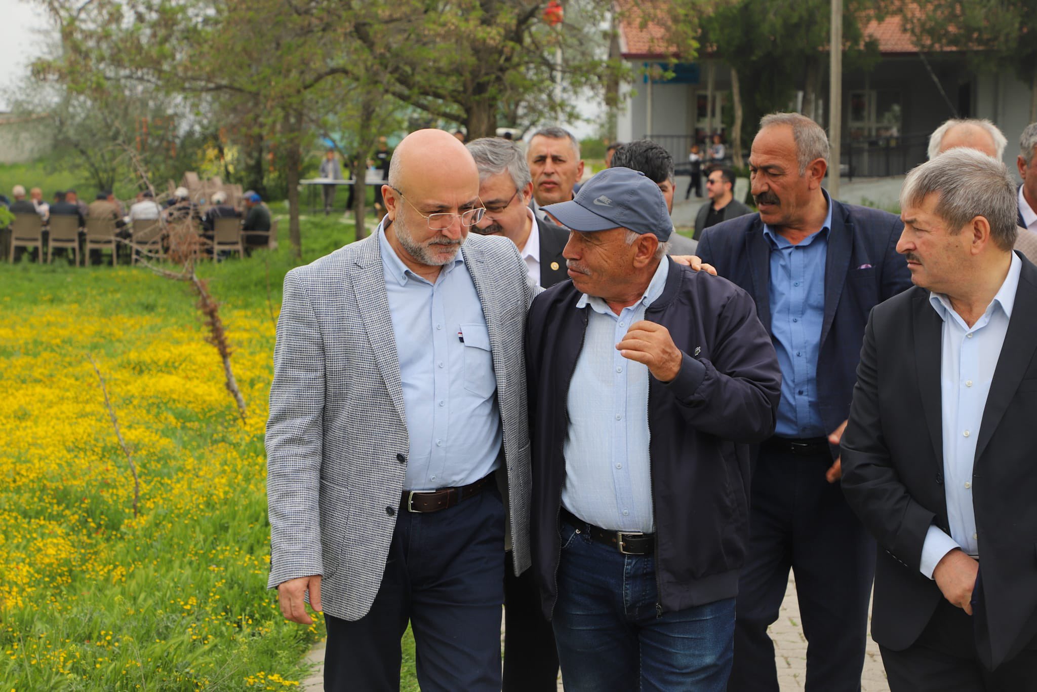 Ak Parti̇ Heyeti̇, Maltepe Köyü’nde Hidirellez Coşkusunu Paylaşti1