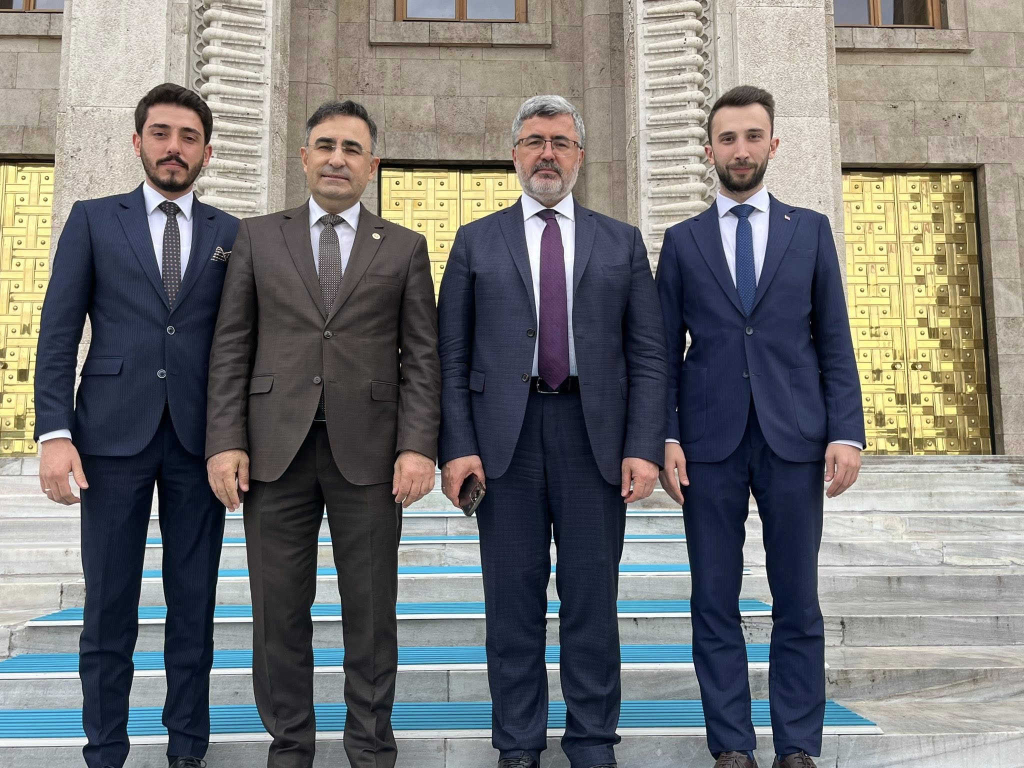 Ak Parti̇ Heyeti̇nden Tbmm’de Önemli̇ Görüşme (5)