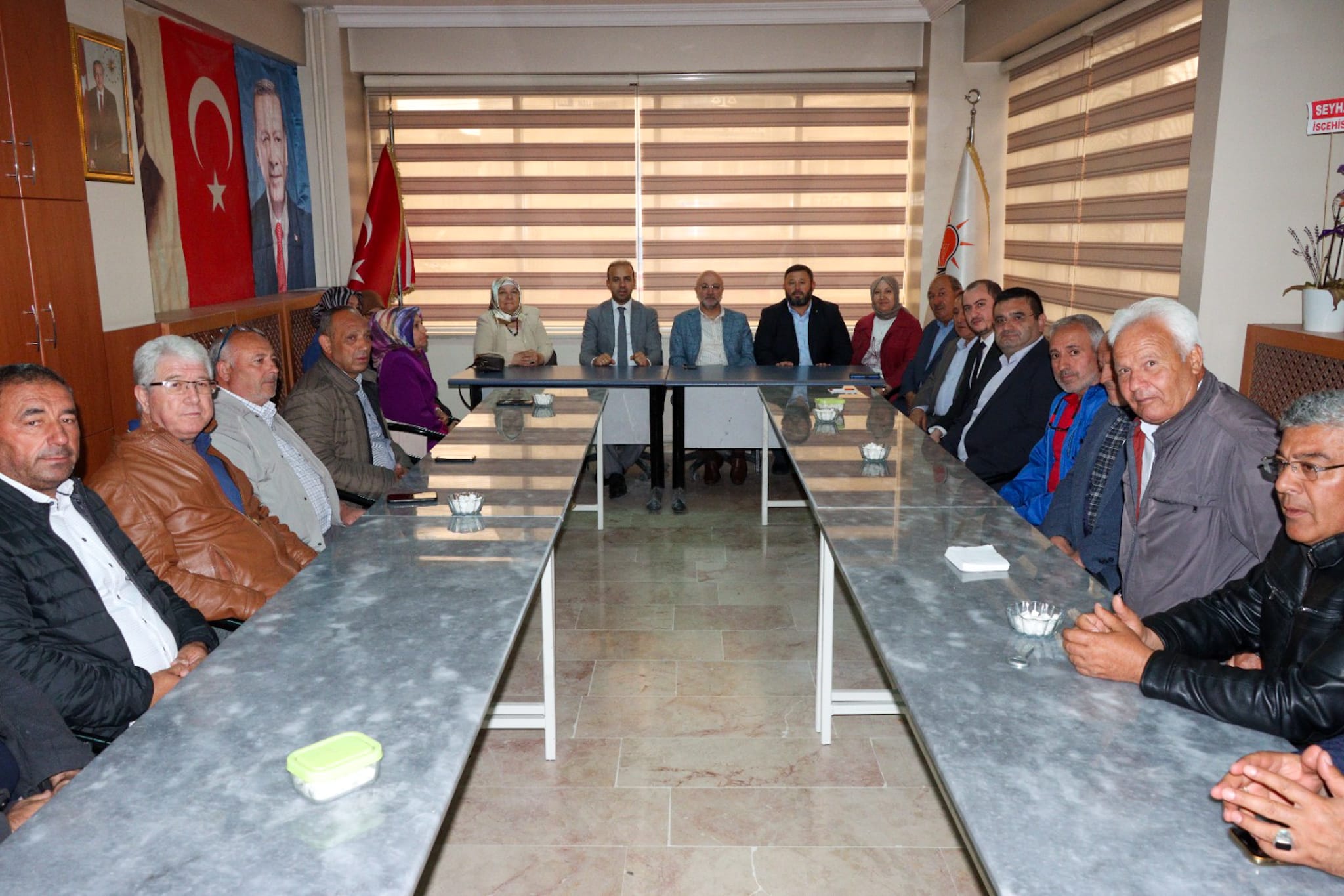 Ak Parti̇ Heyeti̇ni̇n İscehi̇sar Zi̇yareti̇nde Neler Konuşuldu2