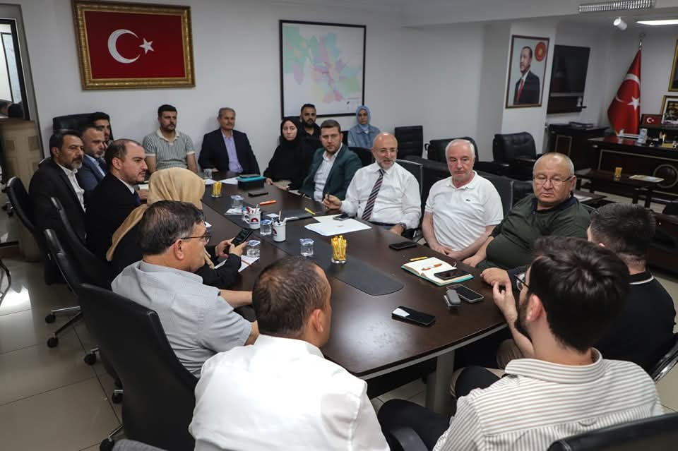 Ak Parti̇ İl Başkanliğindan Yoğun Mesai̇9