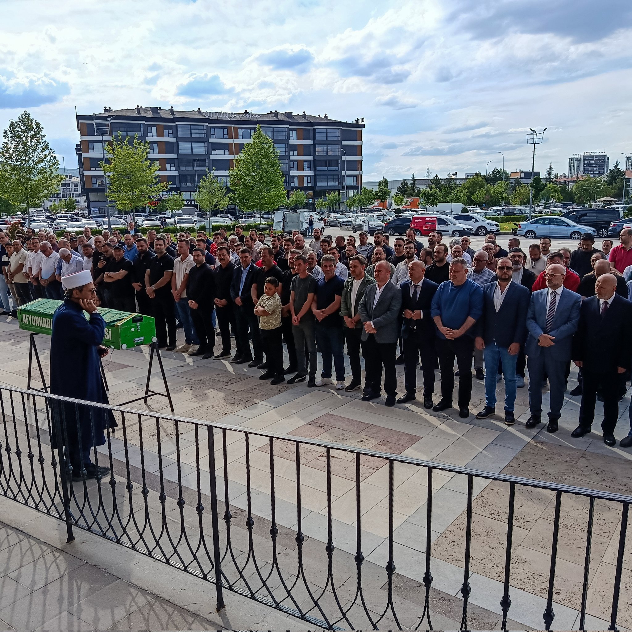 Ak Parti̇ Teşki̇lati, Cenaze Töreni̇ne Katildi2