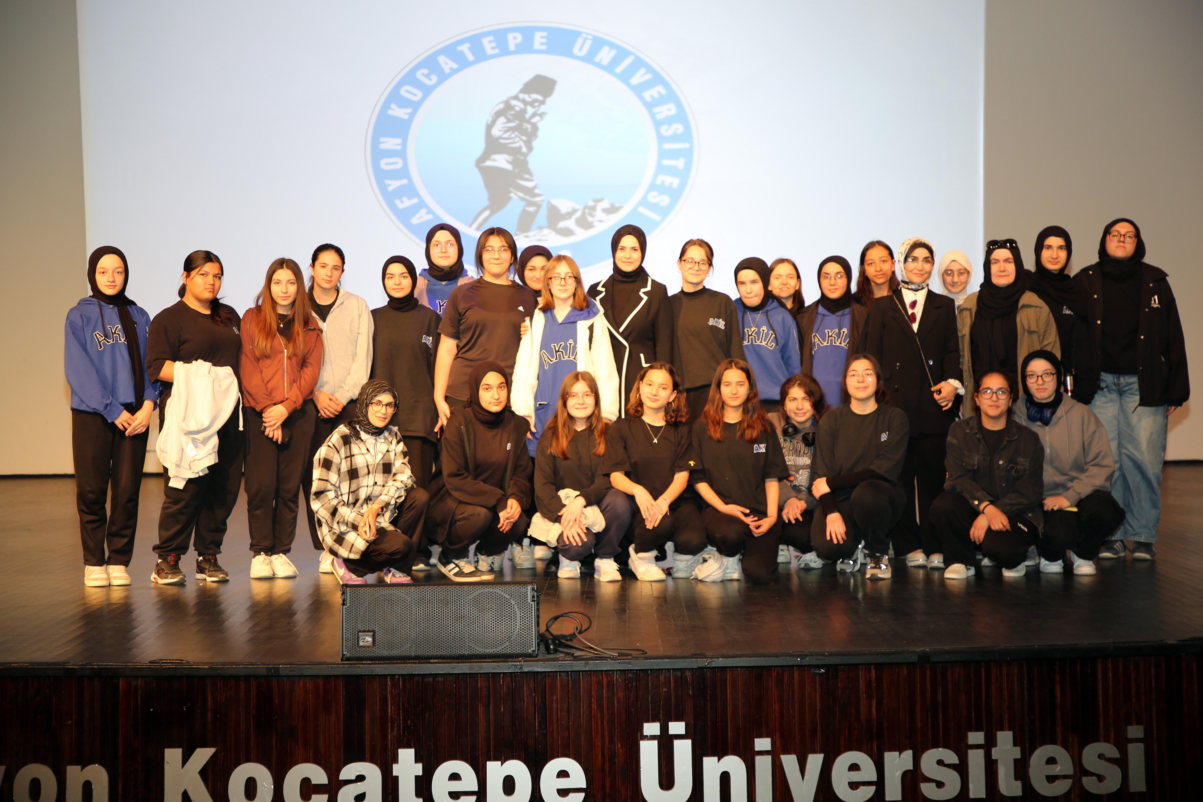 Akü’ De “Mi̇lli̇ Teknoloji̇ Hamlesi̇ Ve Gençli̇ği̇n Rolü” Anlatildi2