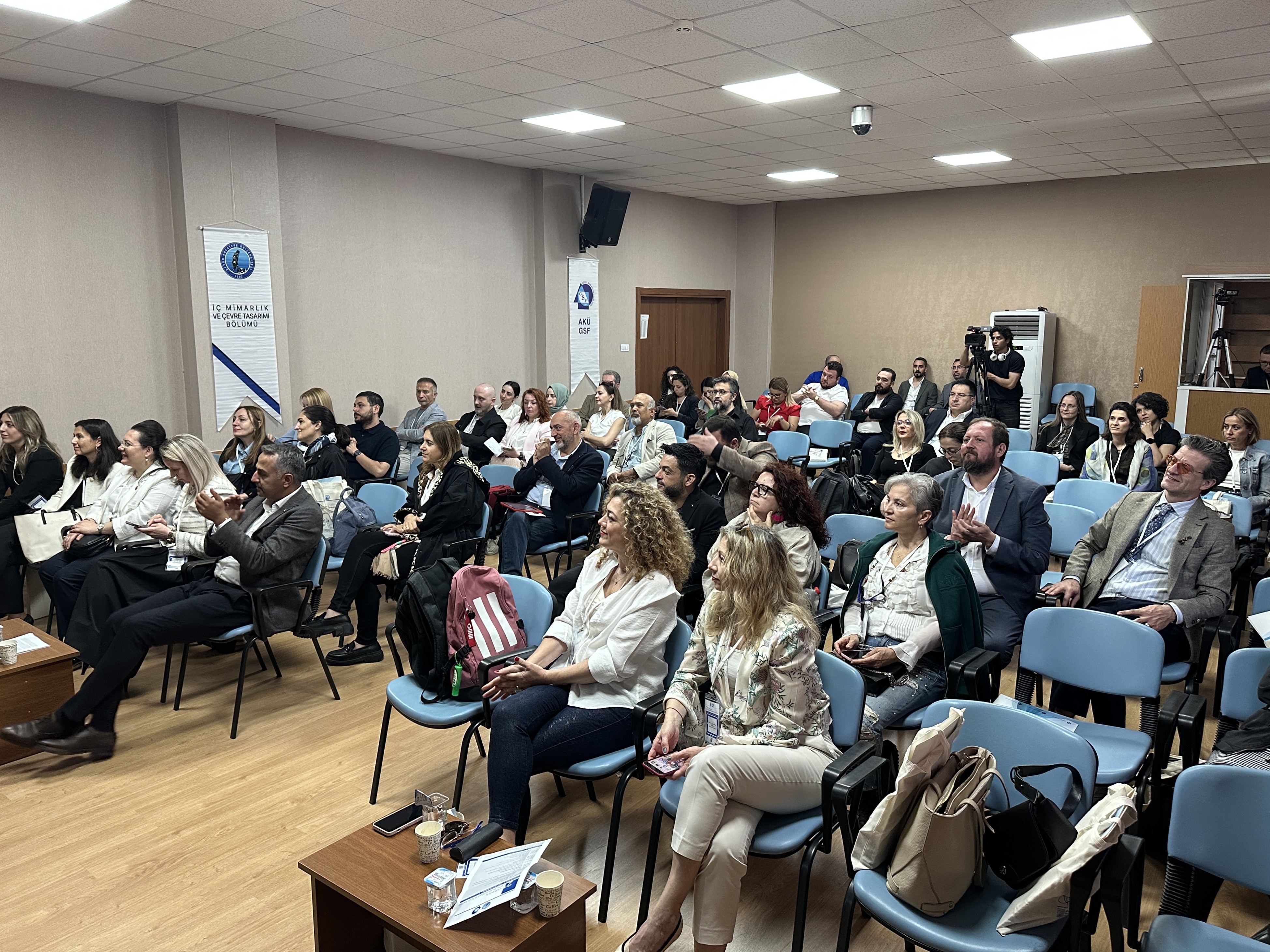 Akü Gsf’den 21. İçmi̇marlik Bölüm Başkanlari Toplantisina Ev Sahi̇pli̇ği̇54