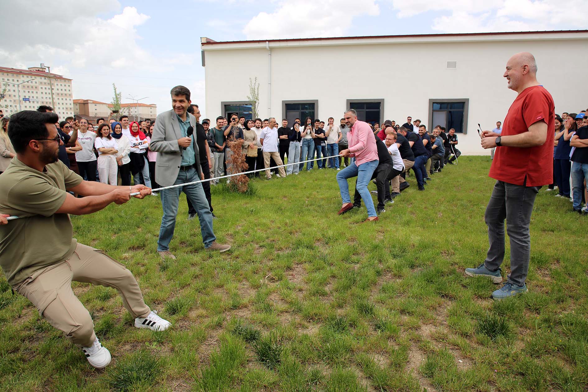 Akü Veteri̇ner Fakültesi̇, 30. Yilini Coşkuyla Kutladi!45