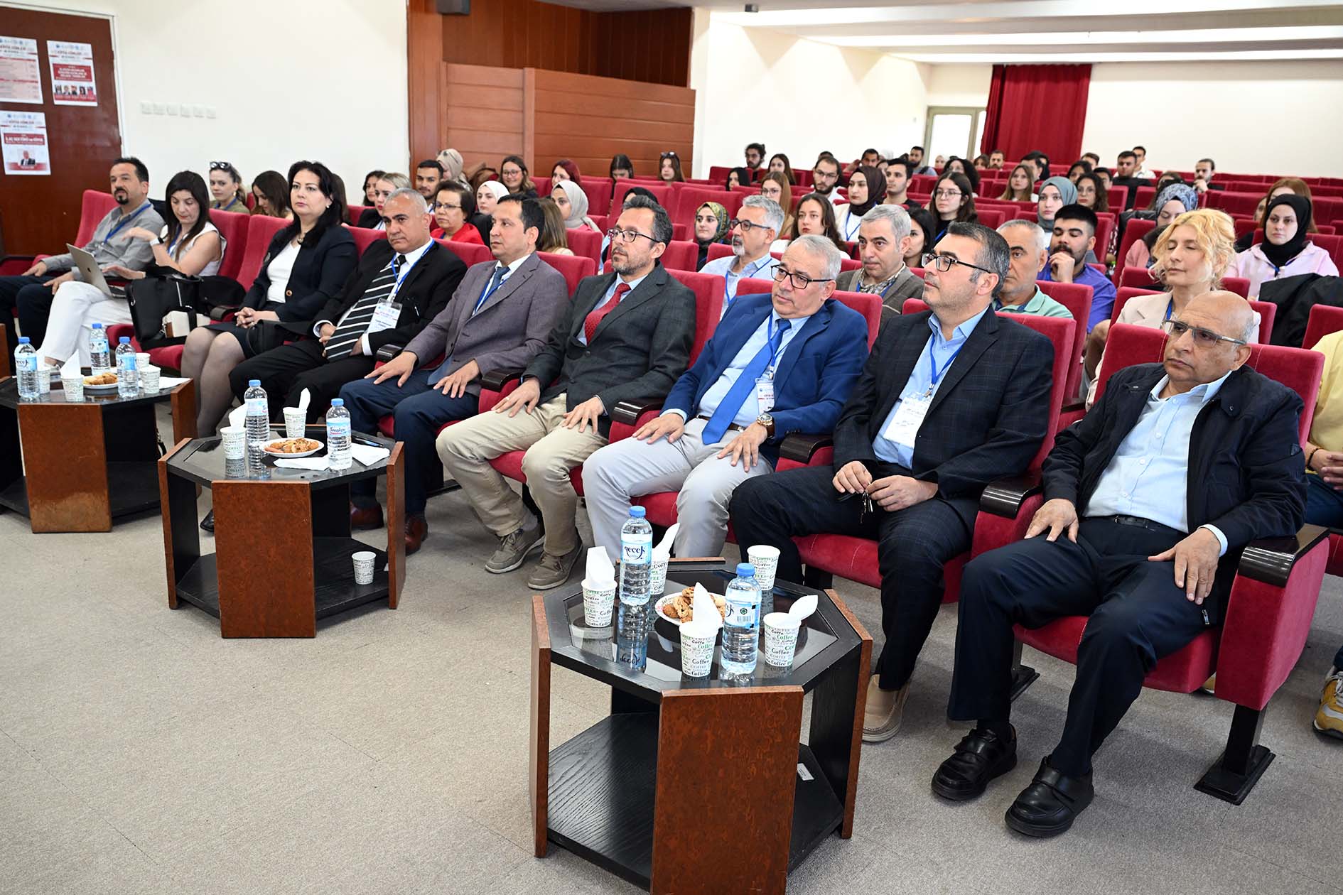 Akü’de “Ki̇mya Günleri̇ 2025” Paneli̇ Gerçekleşti̇ri̇ldi̇