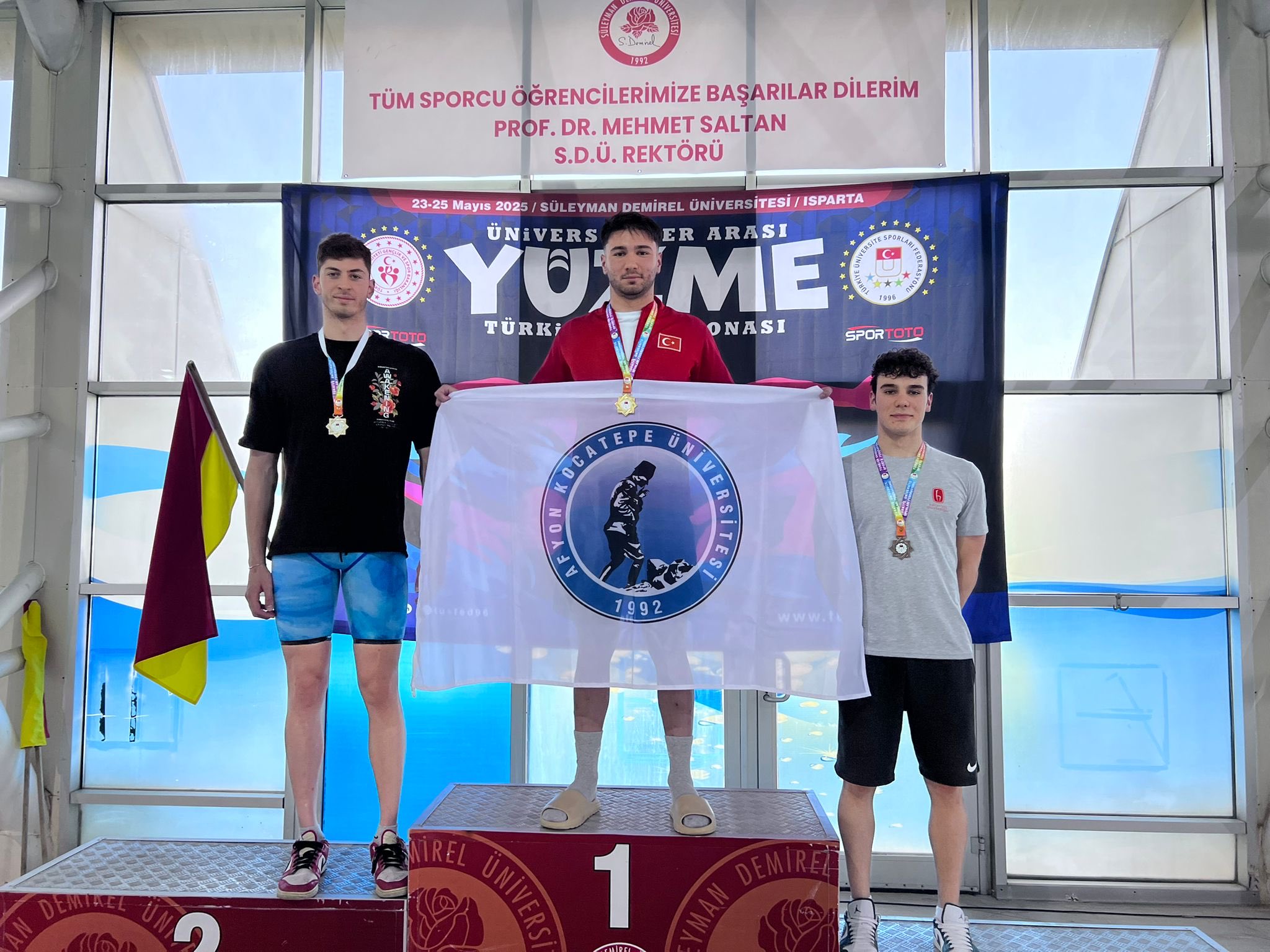 Akü’lü Öğrenci̇ Türki̇ye Şampi̇yonu Oldu
