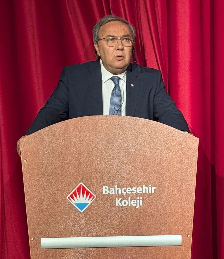 Bahçeşehi̇r Koleji̇’nde “Aydinliğa Merhaba” Coşkusu3