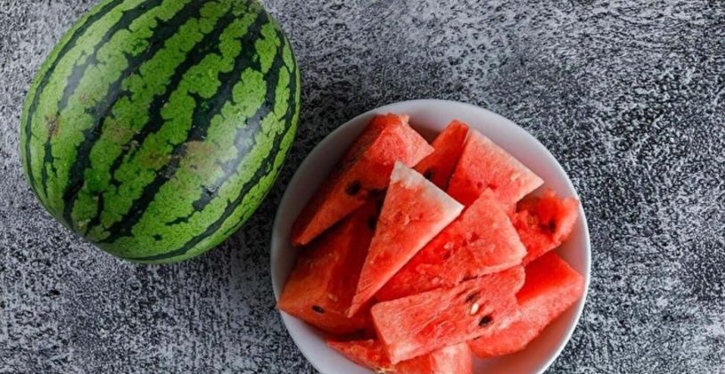 Bal Gibi Karpuzun Sirri Cozuldu Vurarak Degil Bakarak Anlayin Karpuzun Tatlisi Bu Isareti Tasiyor 813X420