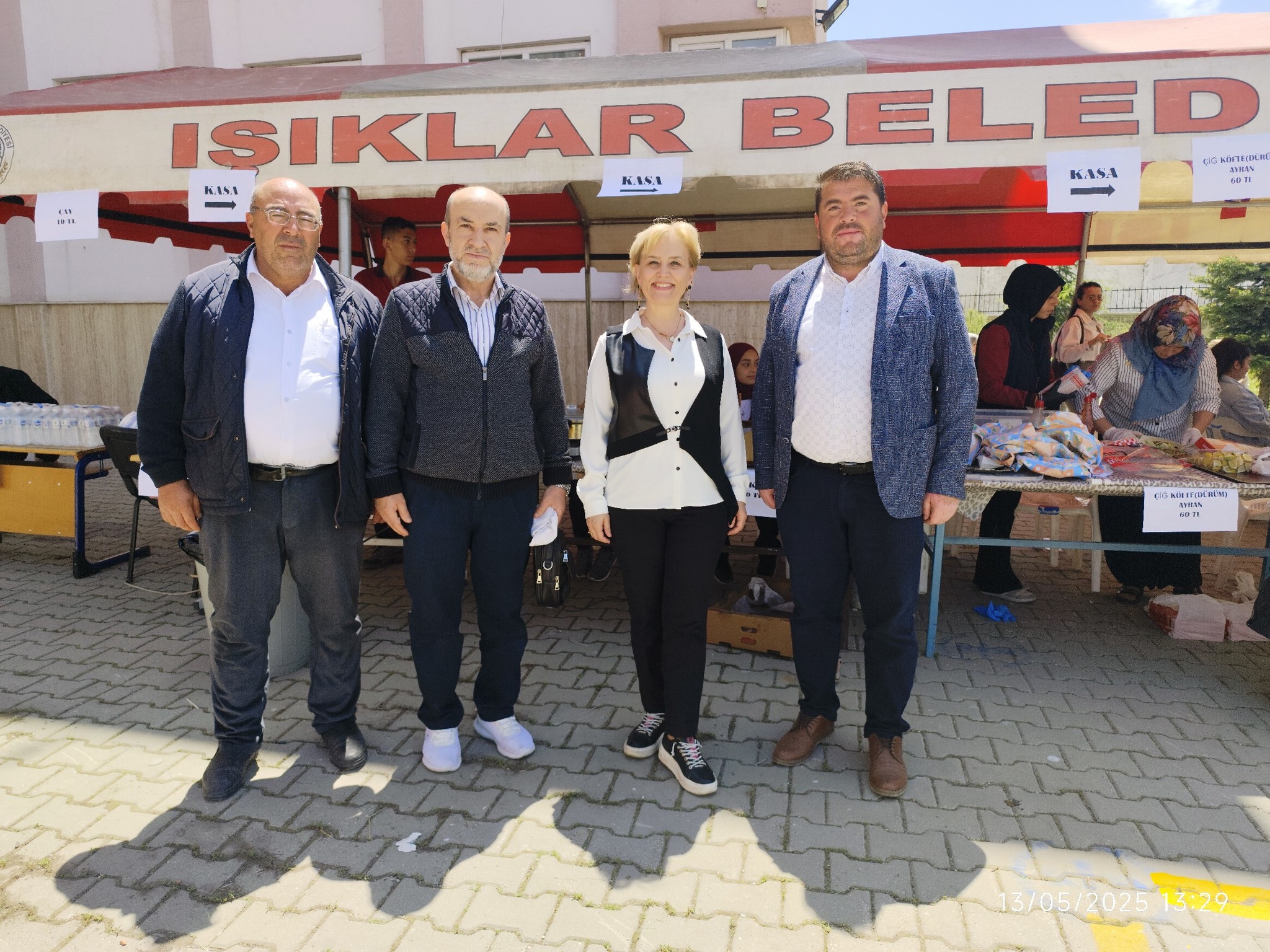 Başkan Düşgün, Bahar Şenli̇ği̇'nde Öğrenci̇lerle Buluştu1