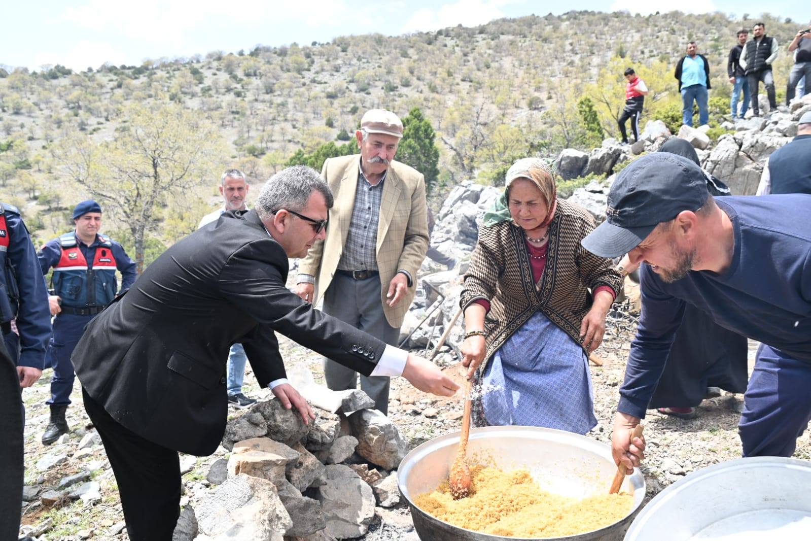 Başkan Koyuncu, Yağmur Duasina Katildi1