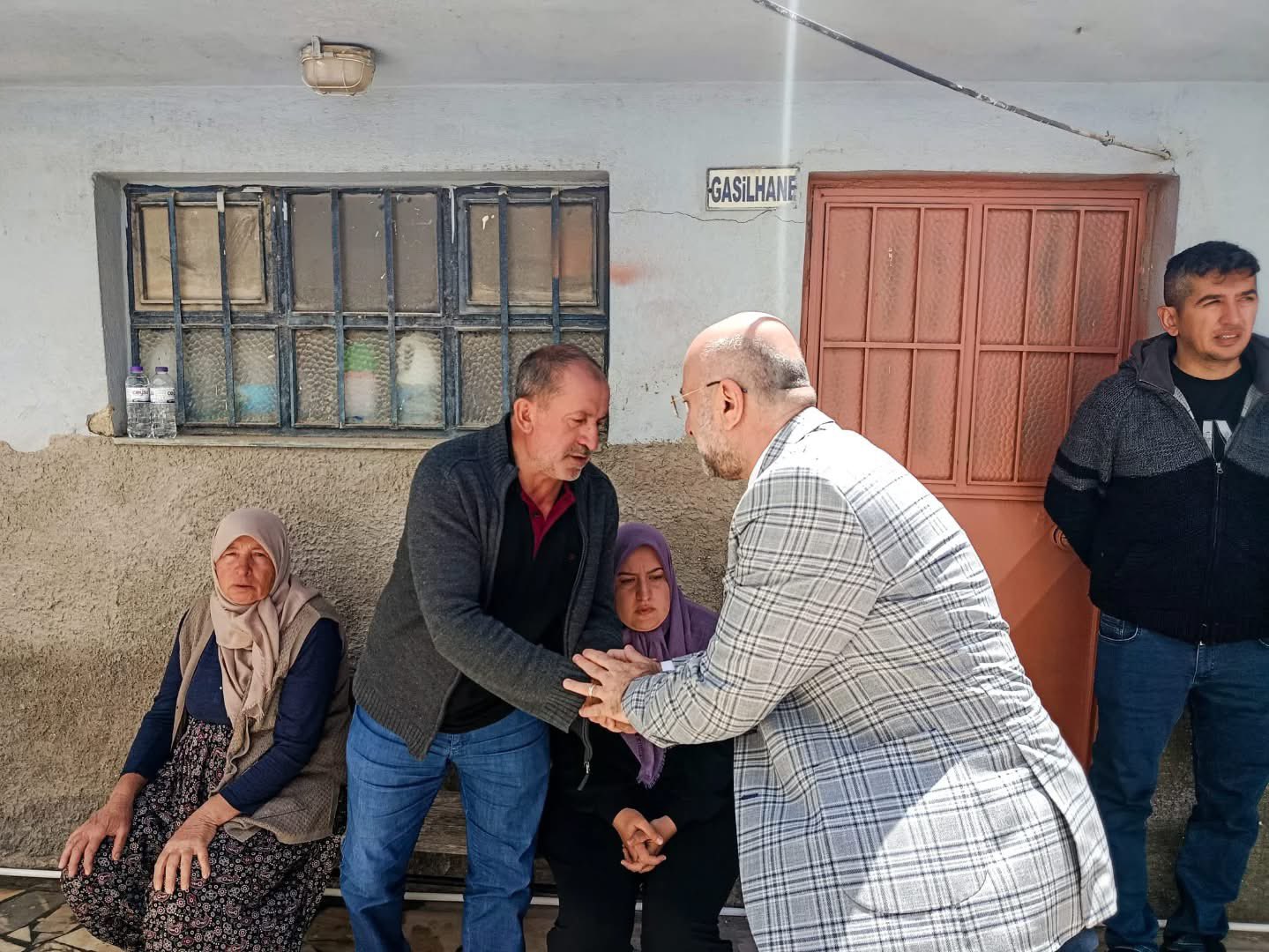 Başkan Şahi̇n’den Tazi̇ye Zi̇yareti̇