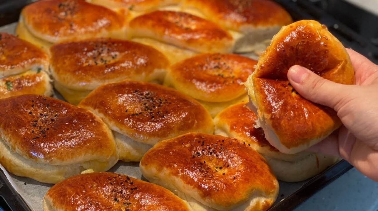 Bayatlamayan Pogaca Boyle Yapiliyor Boyle Yapinca Ici Tam Pismis Yumusacik Oluyor 78851