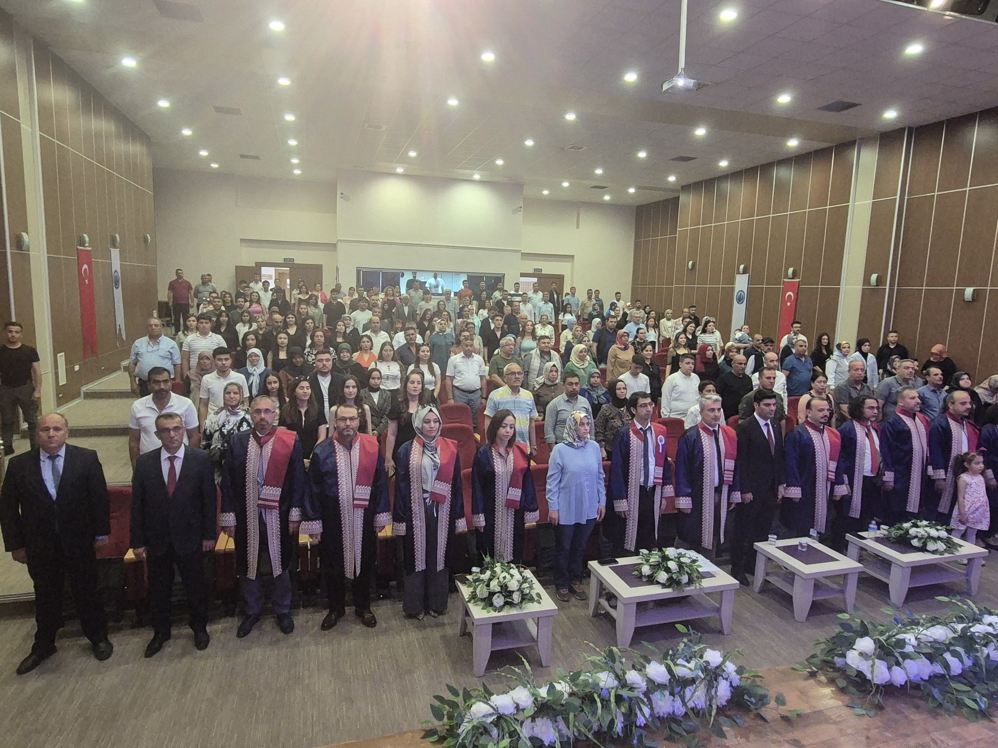Bayat’ta Mezuni̇yet Coşkusu (2)