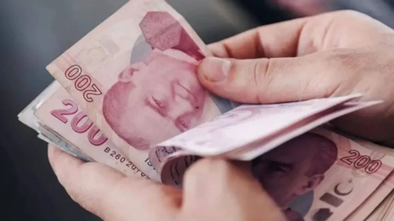 Bayram Mujdesi Geldi 4 000 Tl Hesaplara O Tarihte Yatacak