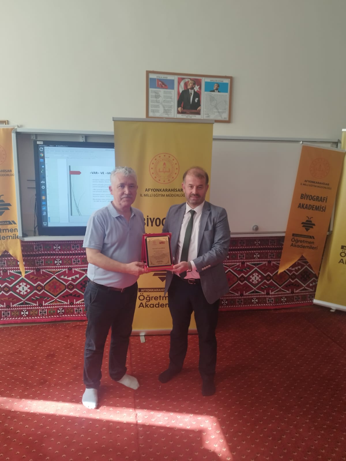Bi̇yografi̇ Akademi̇si̇ Etki̇nli̇kleri̇ Devam Edi̇yor2