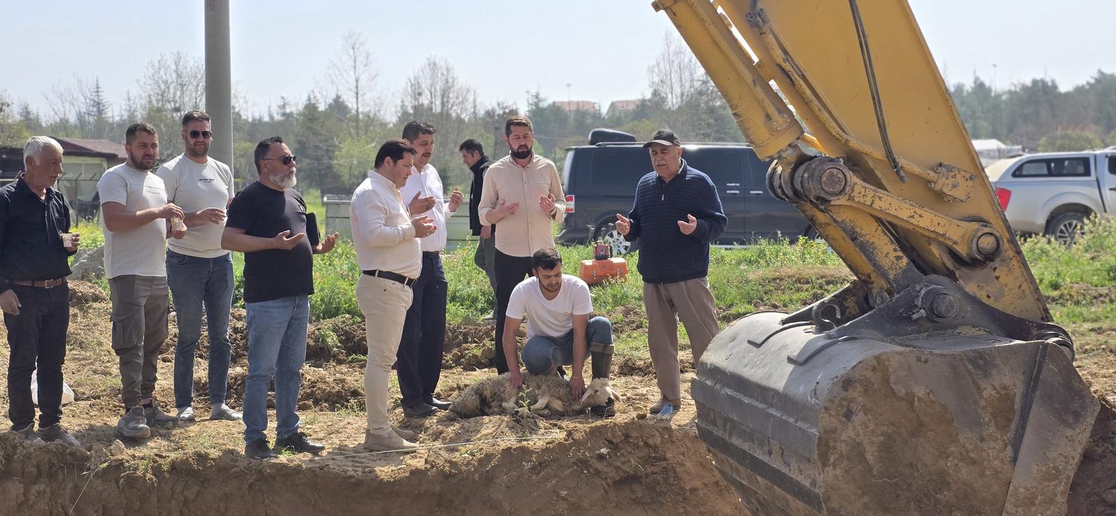 Bolvadi̇n'e Yeni̇ Huzurevi̇temel Kazi Çalişmalari Başladi1