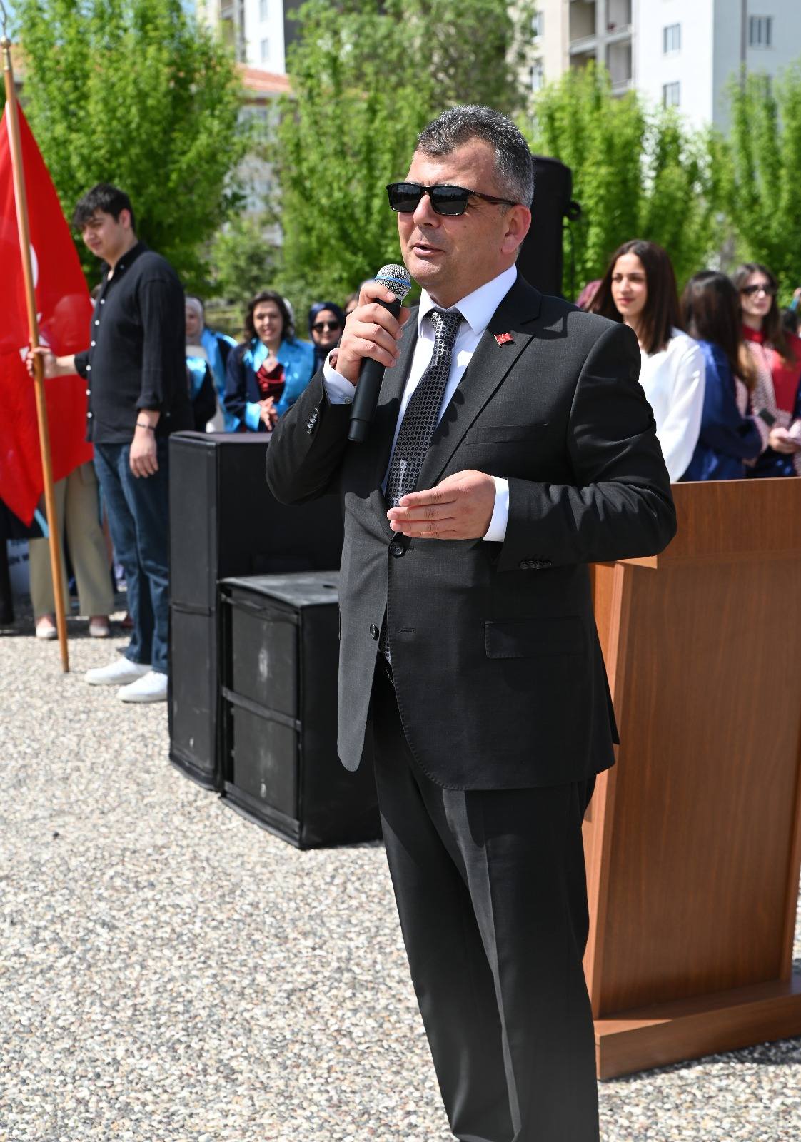 Emi̇rdağ’da Mezuni̇yet Coşkusu1