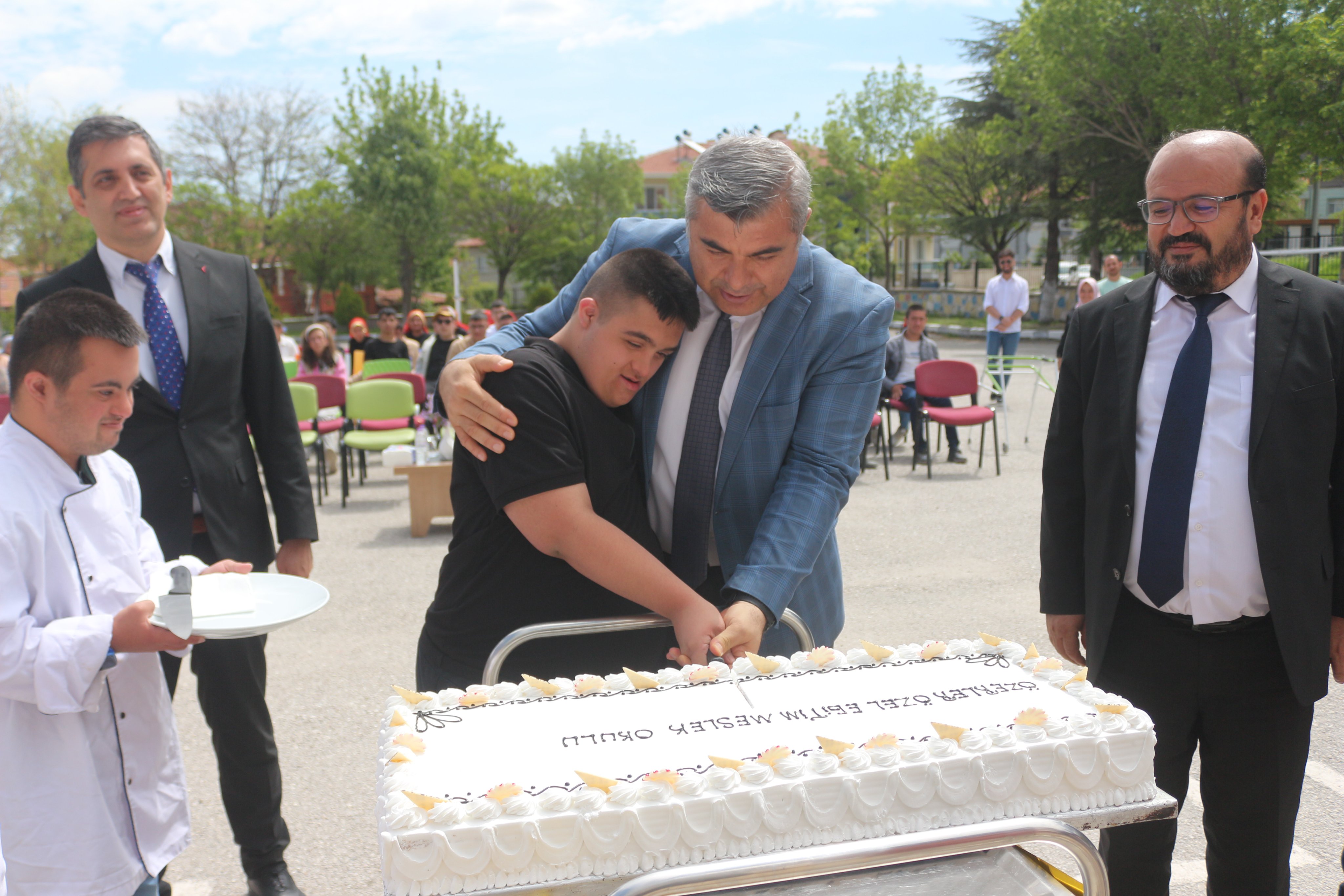 Engelli̇ler Haftasi’nda Bi̇r Di̇li̇m Mutluluk