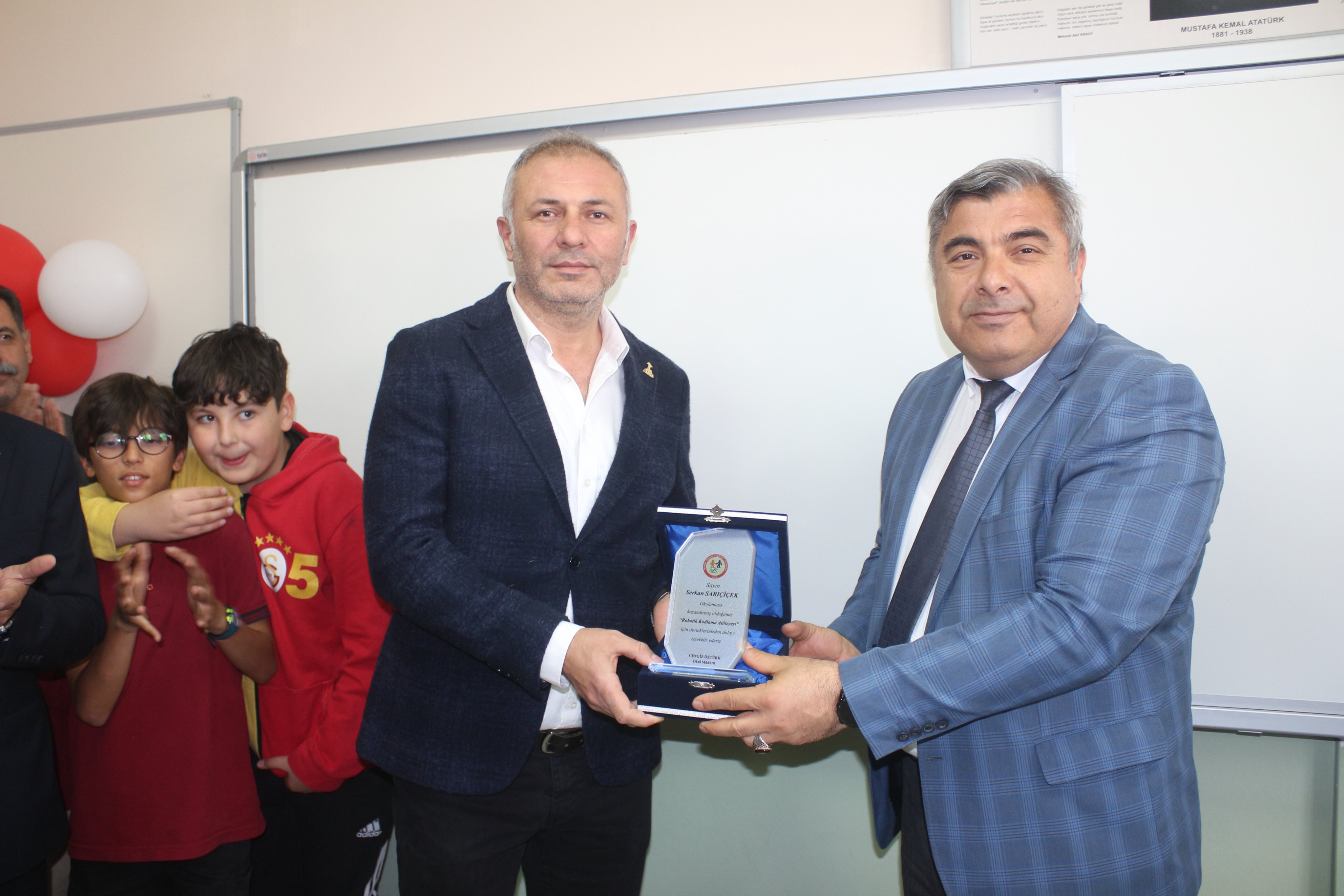 Geleceği̇n Teknoloji̇ Sinifi Açildi4
