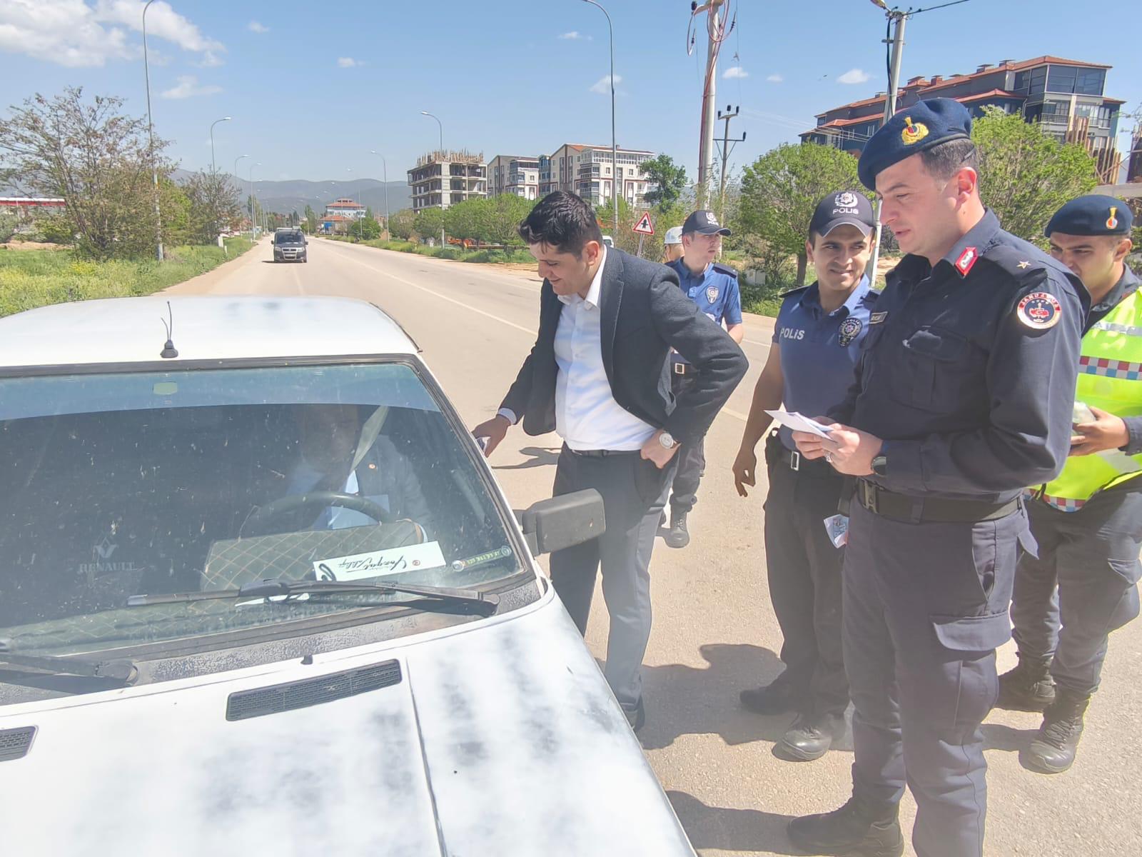 Kaymakam Çeli̇k’ten Trafi̇k Haftasi Deneti̇mi̇