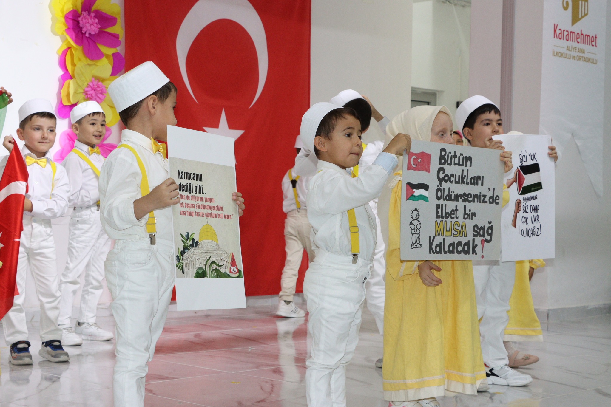 Kur’an Kursu Öğrencilerinin Mutlu Günü..-1