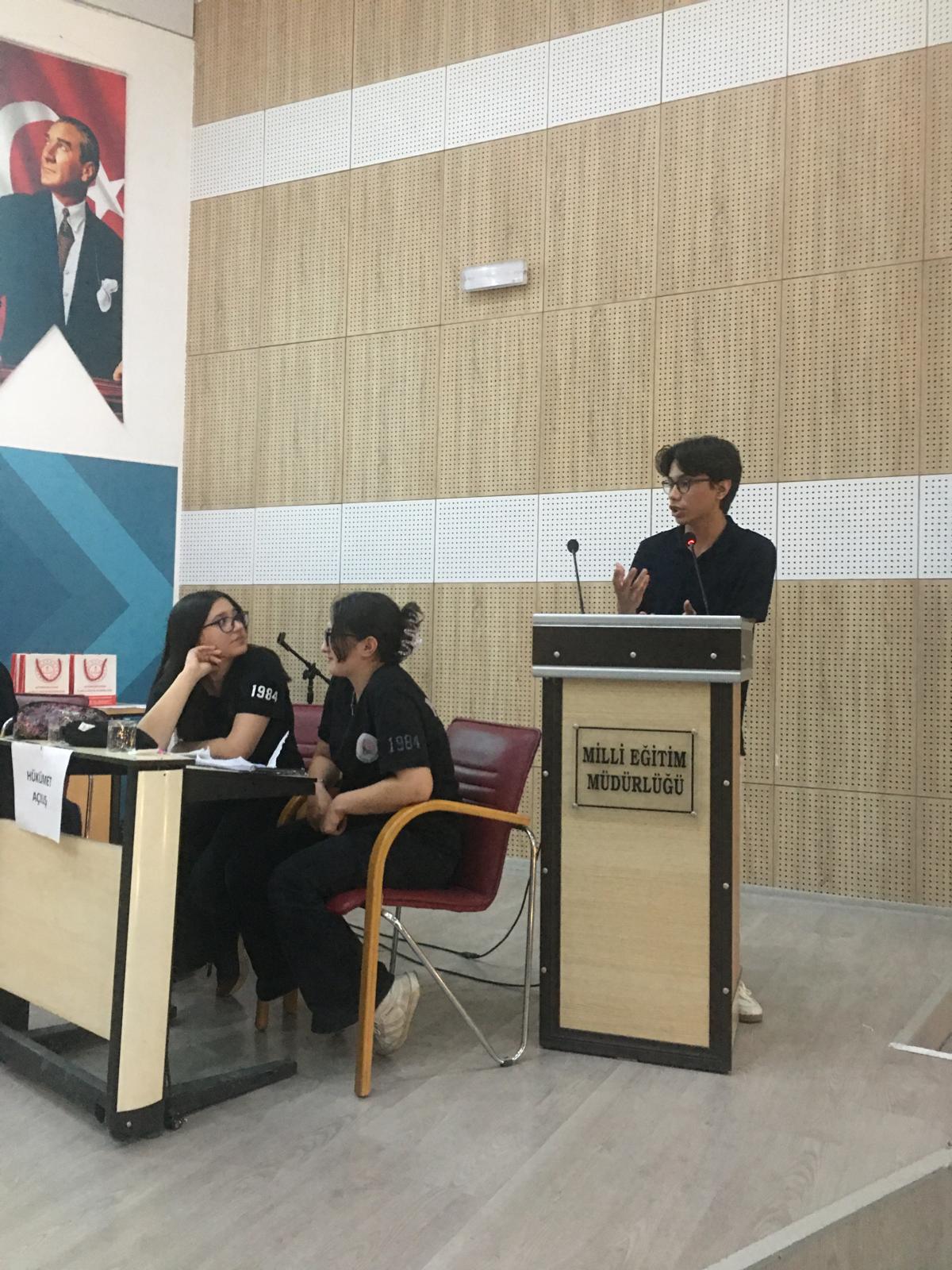 Li̇seler Arasi Münazara Müsabakalari Fi̇nali̇ Gerçekleşti̇4