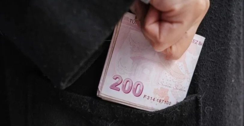 Memurlar S S K Ve Bagkur Emeklileri Temmuz Maaslarinin Zam Hesaplamasi 813X420