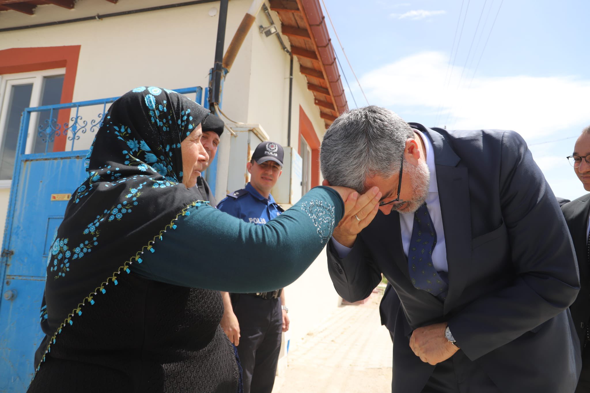 Mi̇lletveki̇li̇ Özkaya’da Çi̇ftçi̇ye Destek, Şehi̇de Dua38