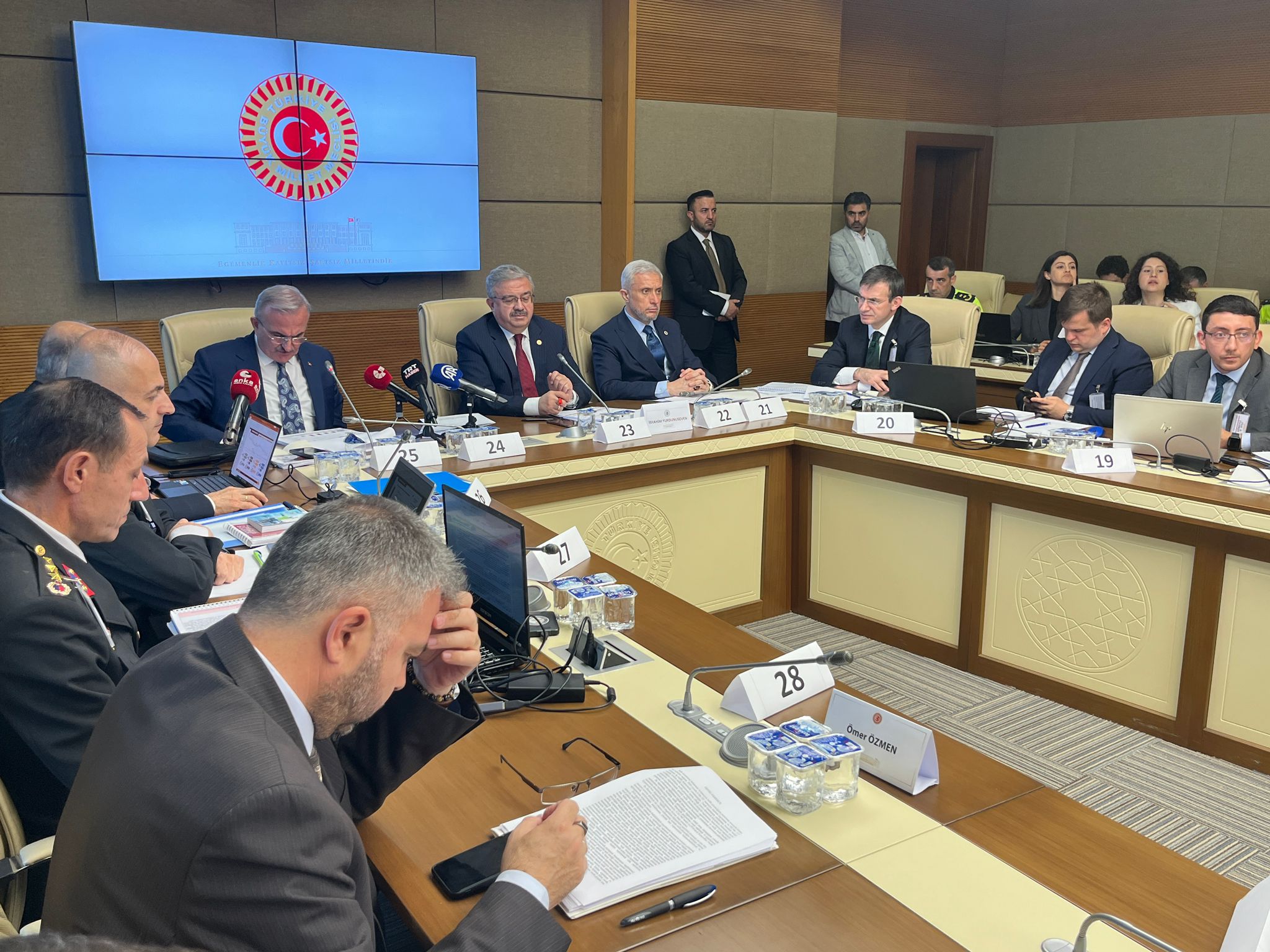 Mi̇lletveki̇li̇ Yurdunuseven, Karayollari Trafi̇k Kanunu’ndaki̇ Deği̇şi̇kli̇k Tekli̇fi̇ni̇ Tbmm’de Görüştü!3