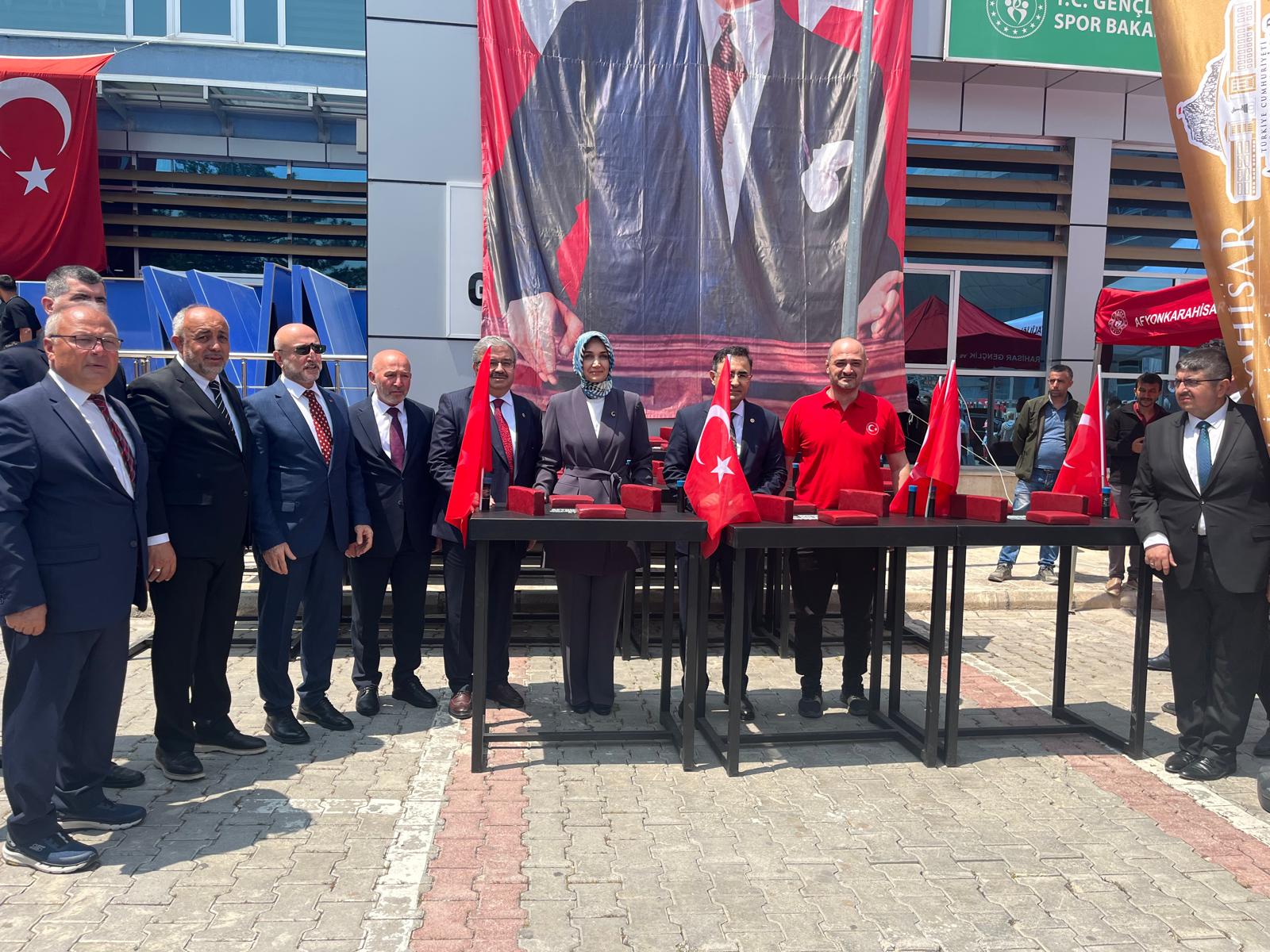 Mi̇lletveki̇li̇ Yurdunusevendünya Ve Avrupa Şampi̇yonlari Çikaracak Güce Sahi̇bi̇z1