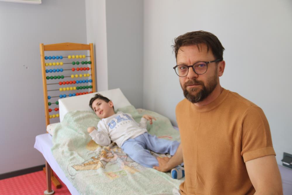Mi̇lyonda Bi̇r Görülen Hastalik Çocuğun Hayatini Karartti1