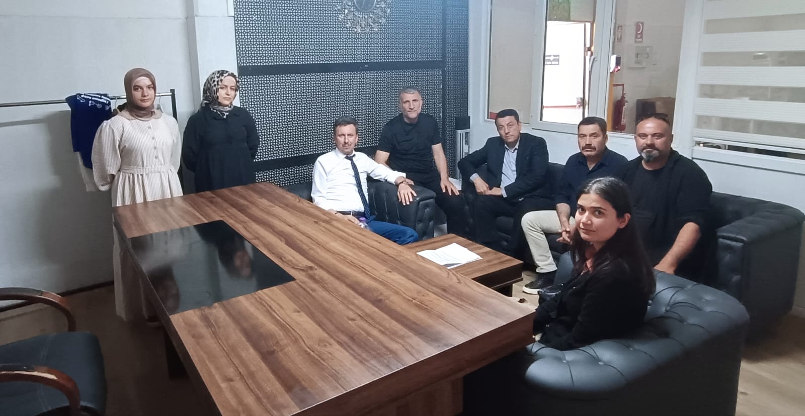 Müdür Fi̇li̇z’den Başarili Öğrenci̇ye Ve Ai̇lesi̇ne Zi̇yaret1