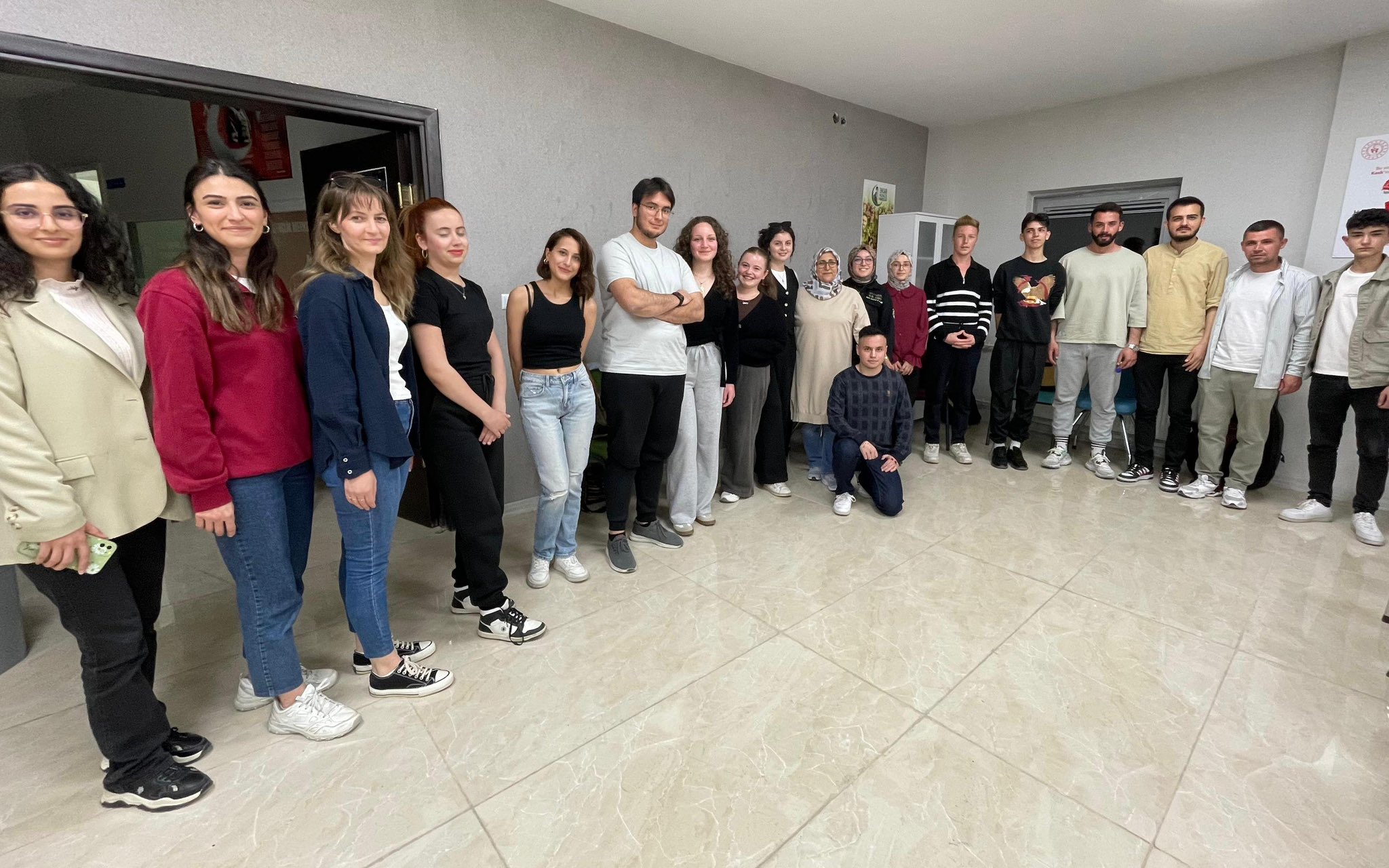 Öğrencilerin Yurt Hayatlarına Sanat Dokunuşu (4)