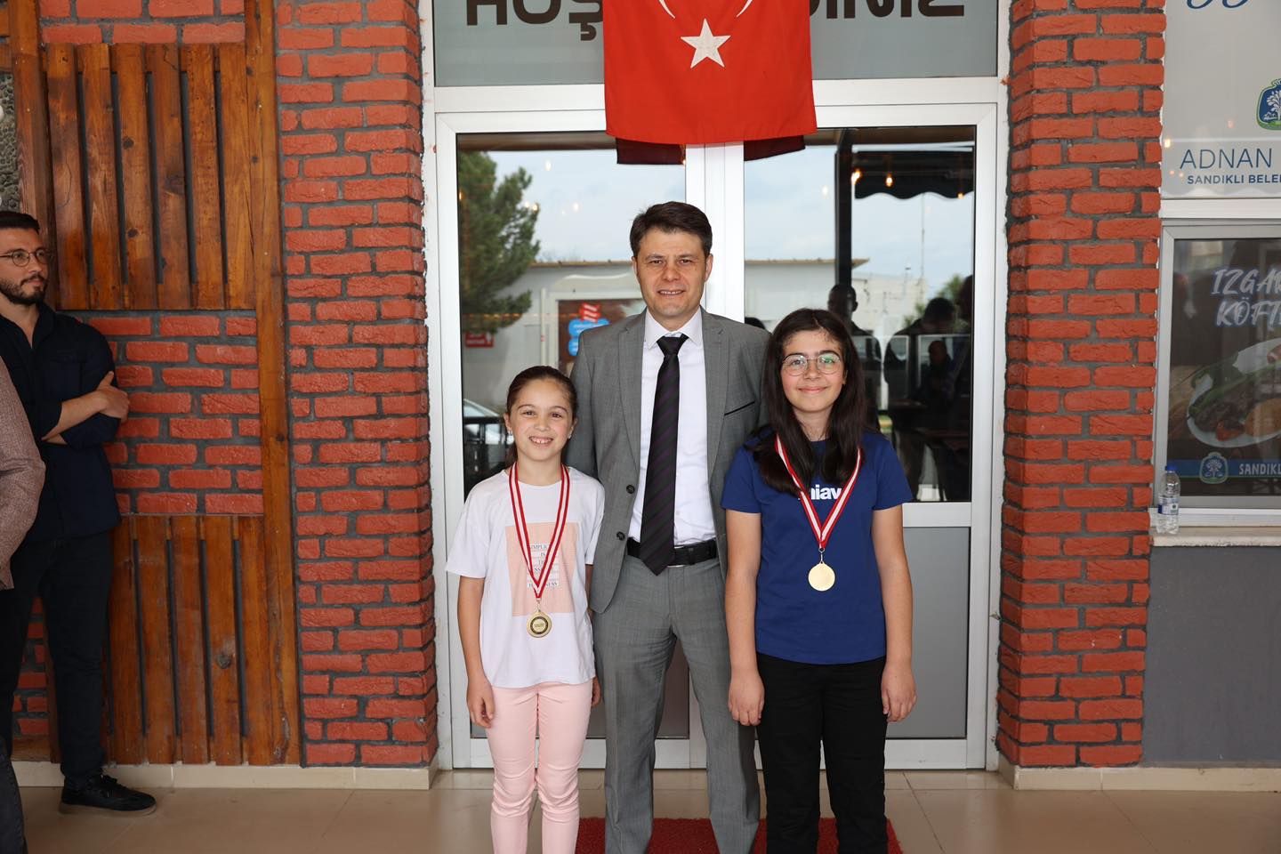 Sandikli Bi̇lsem Öğrenci̇leri̇ Tübi̇tak’ta Bi̇ri̇nci̇ Oldu