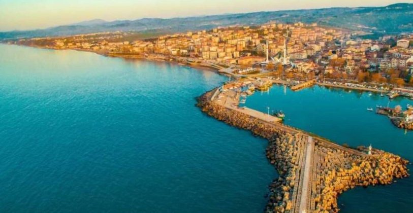 Tatilcileri Cezbeden Antalya Ve Muglayi Sollayan Tatil Cenneti Tatilciler Akin Akin Oraya Gidiyor 813X420
