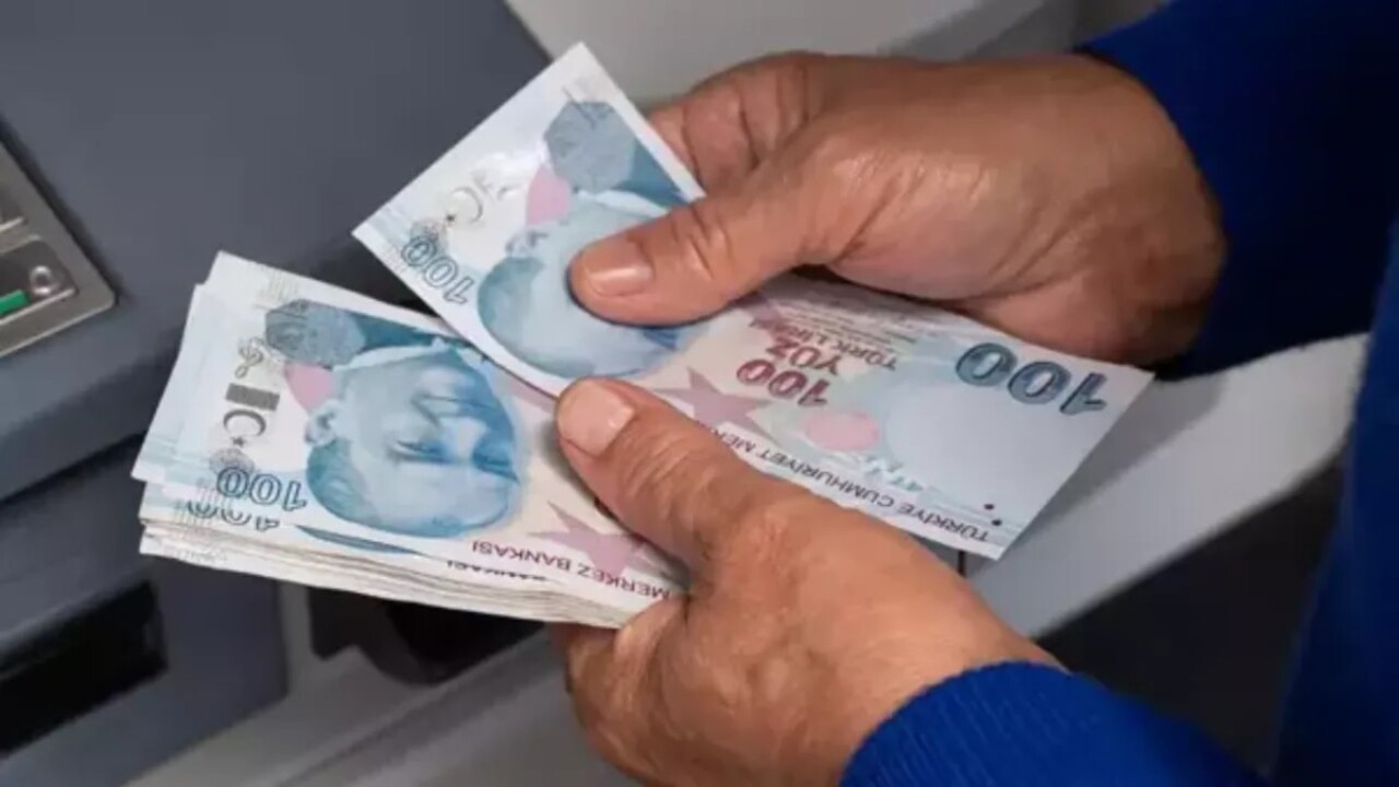 Tbmmden Emekliye Mujdeler Siralandi 5 15 Bin Tl Arasi Odeme Olacak