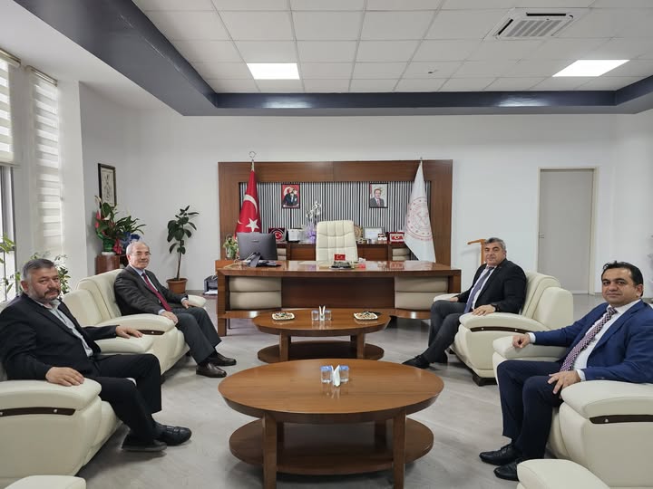 Yazar Ertuğrul Ve Oruç, Müdür Sünnetci̇ İle Görüştü