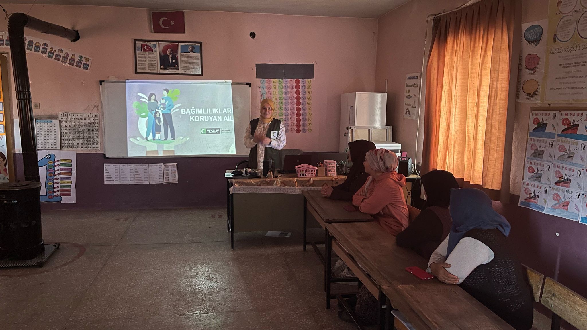 Yeşi̇lay Kadinlar Komi̇syonu’ndan “Hayali̇mdeki̇ Oyuncak Projesi̇” (3)
