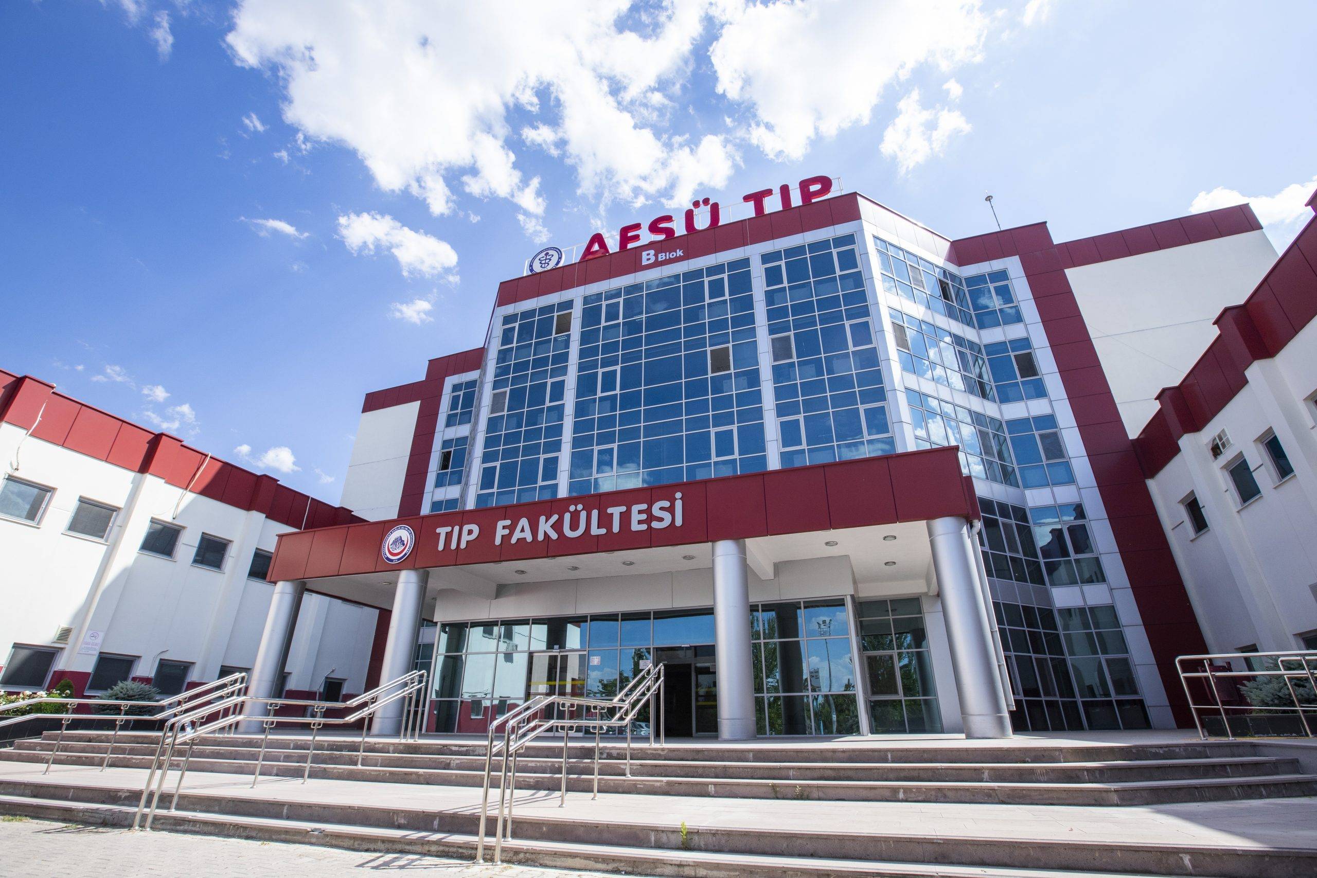 Afsü, Akademi̇k Başari Ve Öğrenci̇ Memnuni̇yeti̇nde İsti̇krarla Yükseli̇yor1